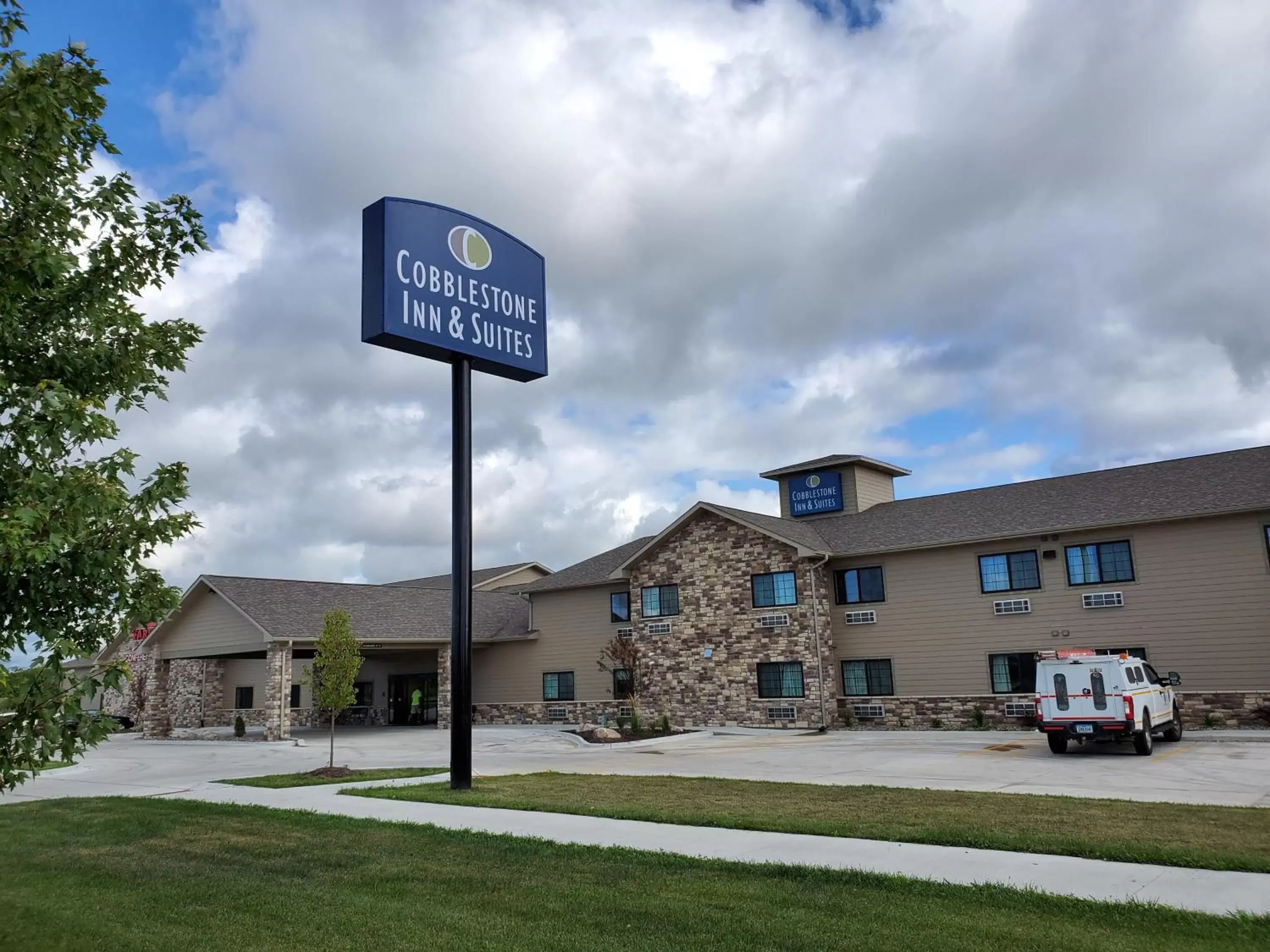 Facade/entrance in Cobblestone Inn & Suites - Boone