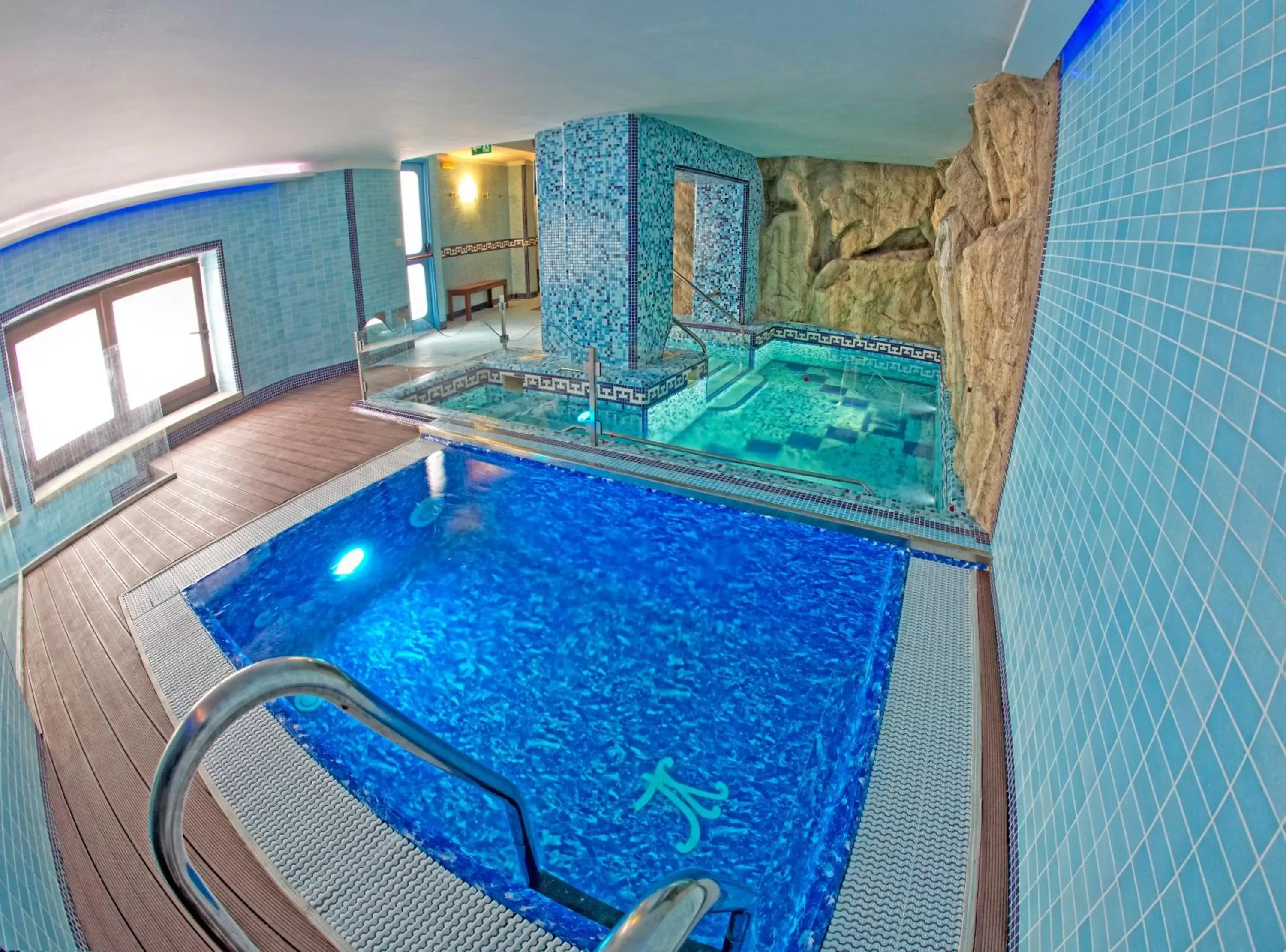 Spa and wellness centre/facilities, Swimming Pool in Hotel Villa Luisa