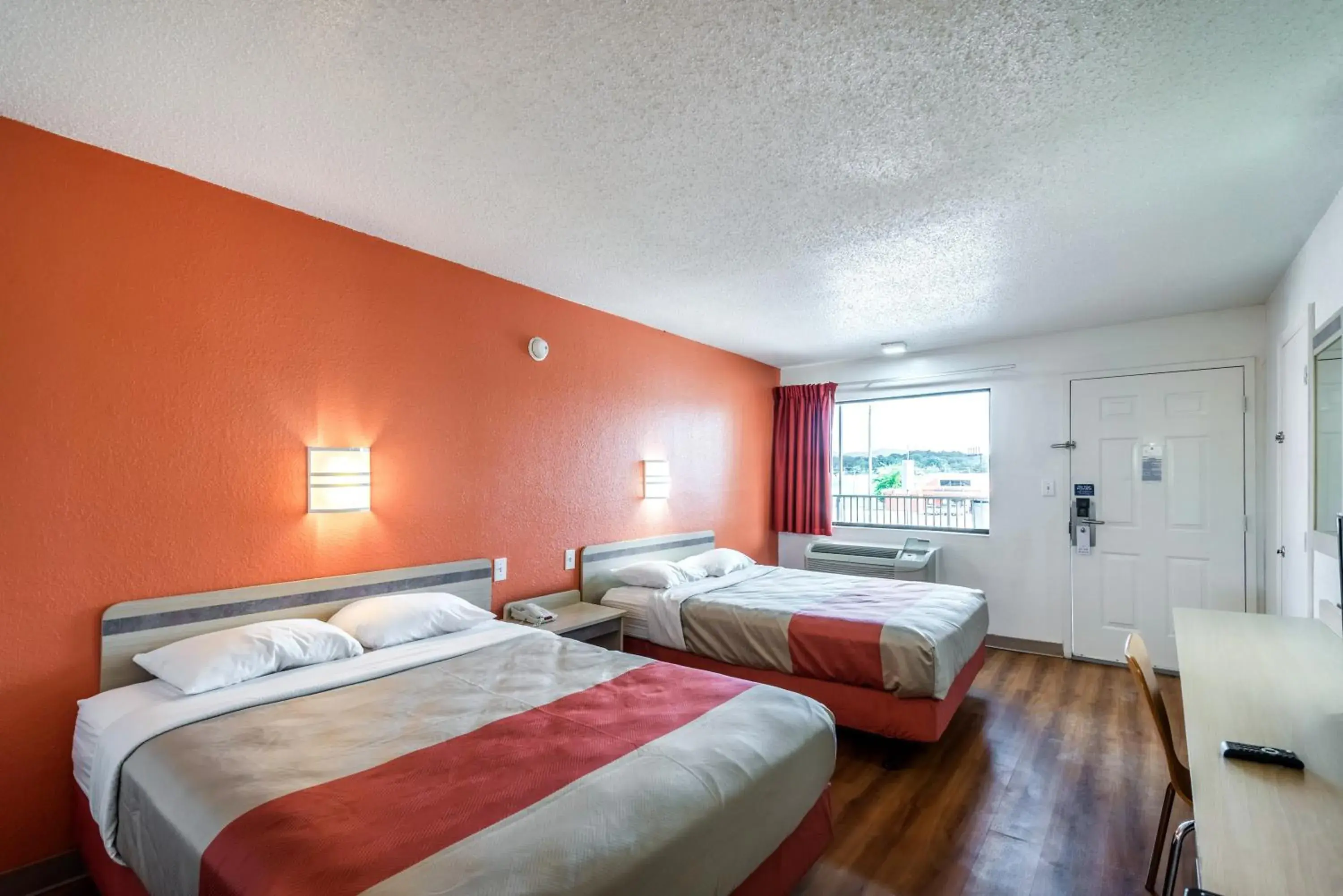 Bedroom in Motel 6-Anniston, AL