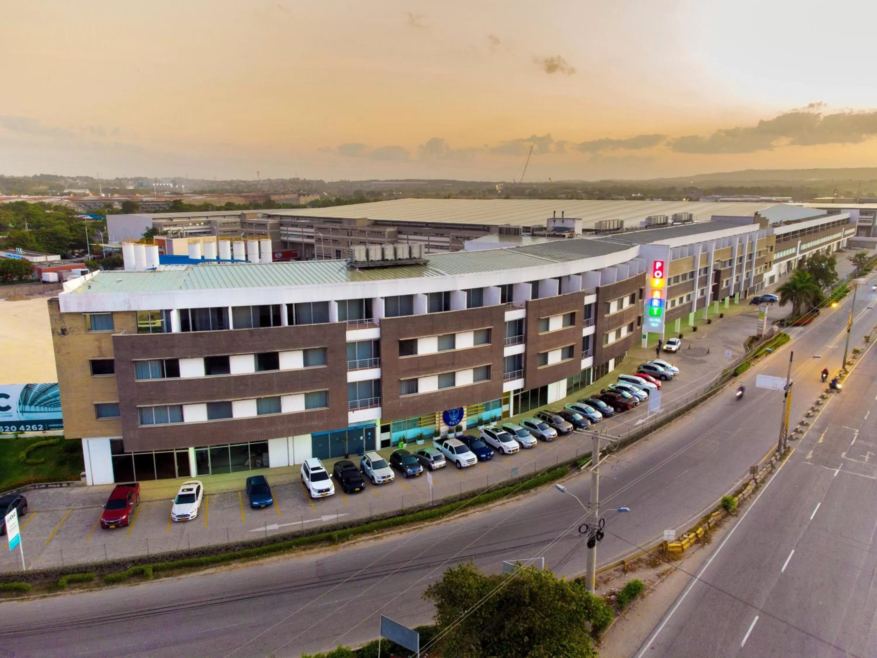 Property building in Pop Art Hotel CLC Puerto Mamonal Cartagena