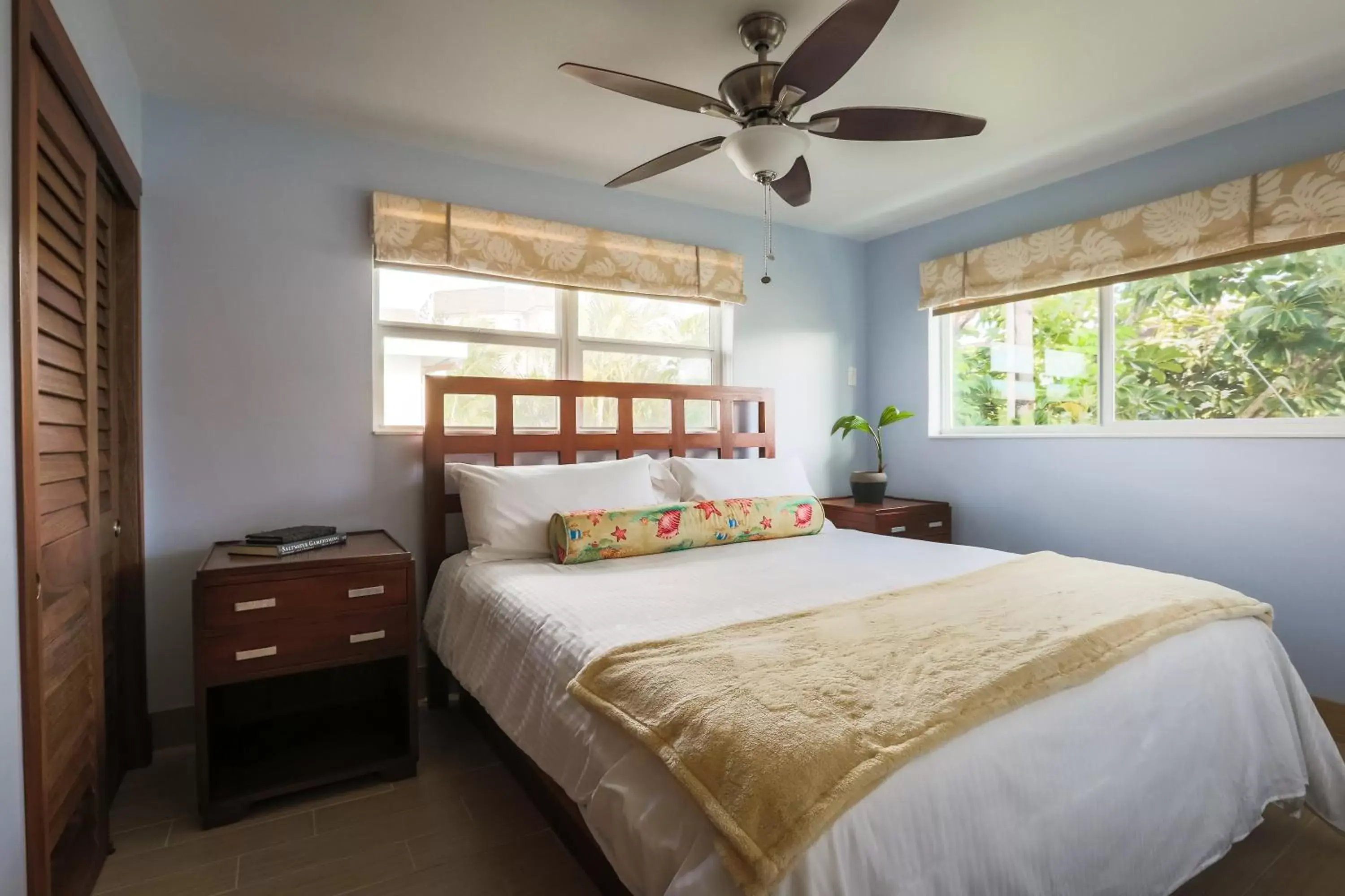 Bedroom, Bed in Sun Dek Beach House
