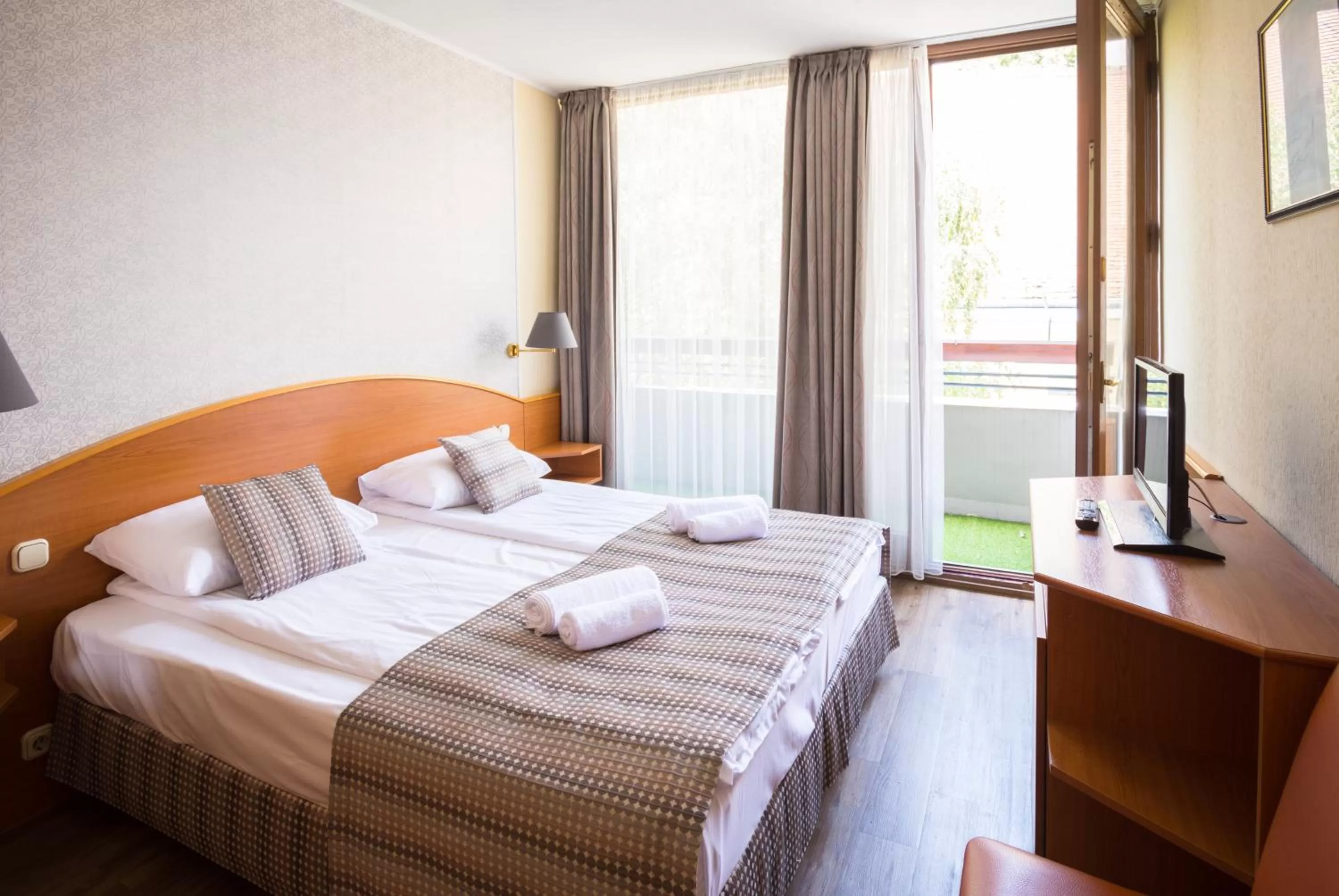 Bedroom, Bed in Hotel Orion