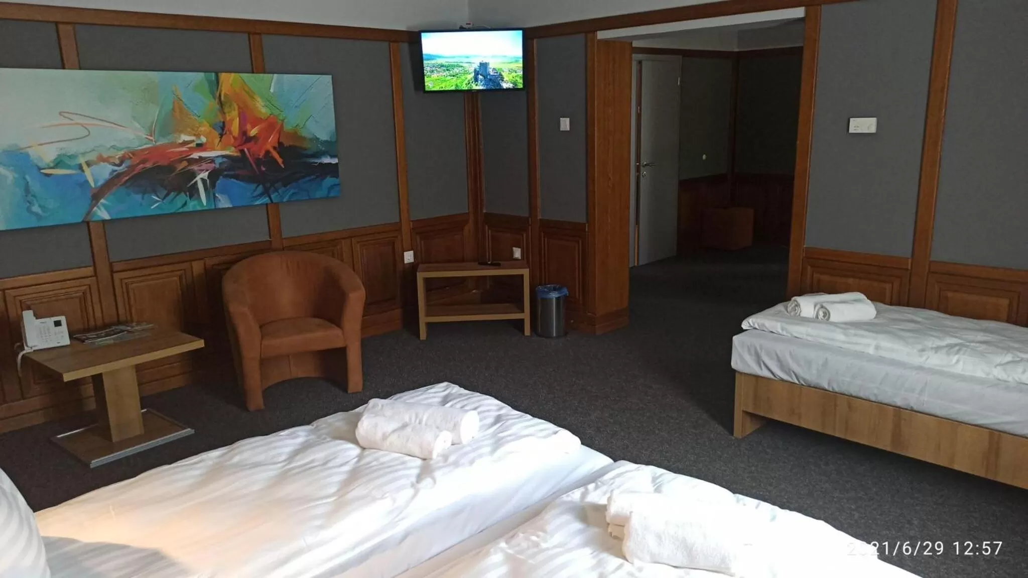 Bedroom, Bed in Svájci Lak Panzió