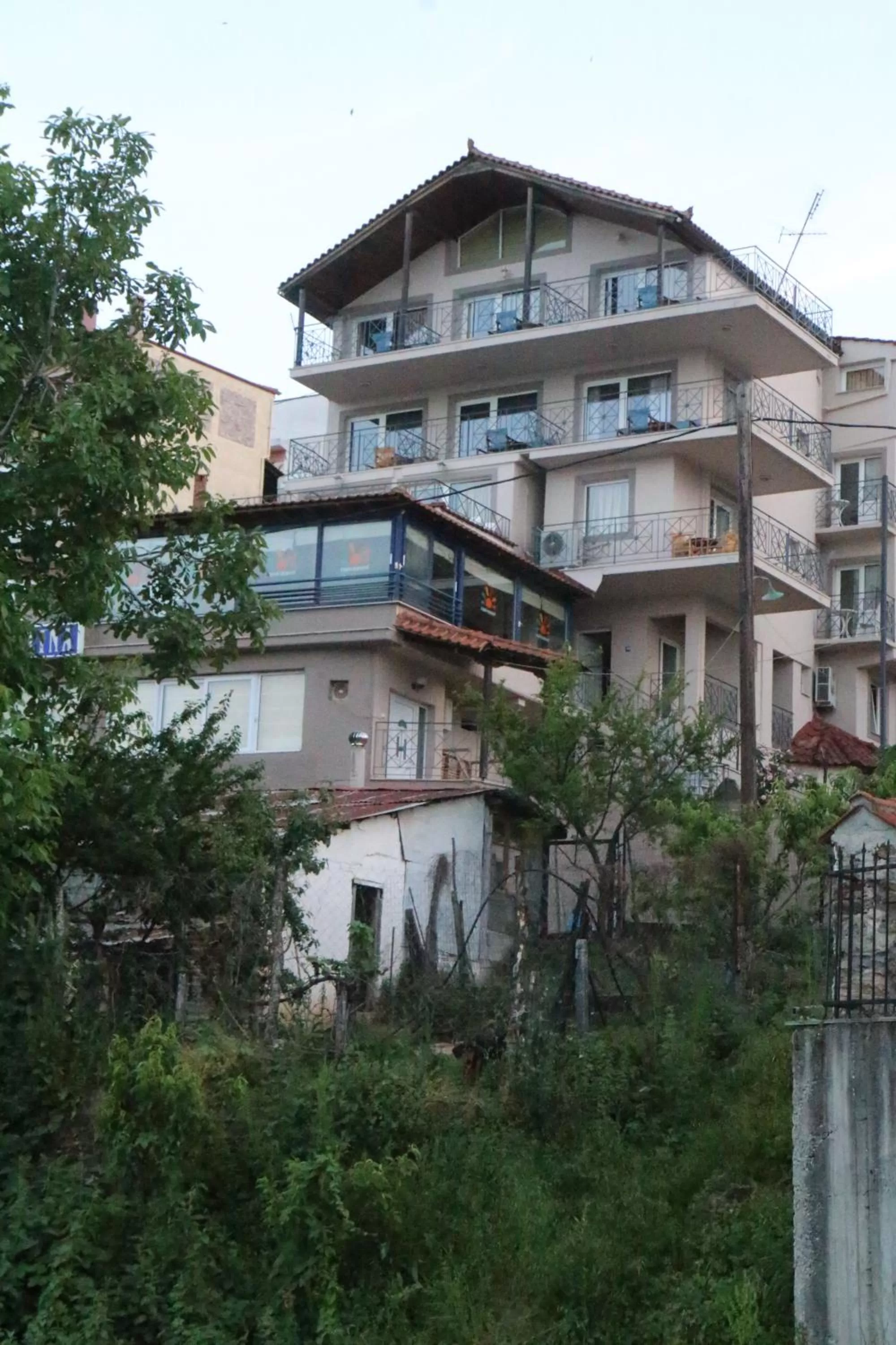 Property building in Hotel Christina - Happy Days