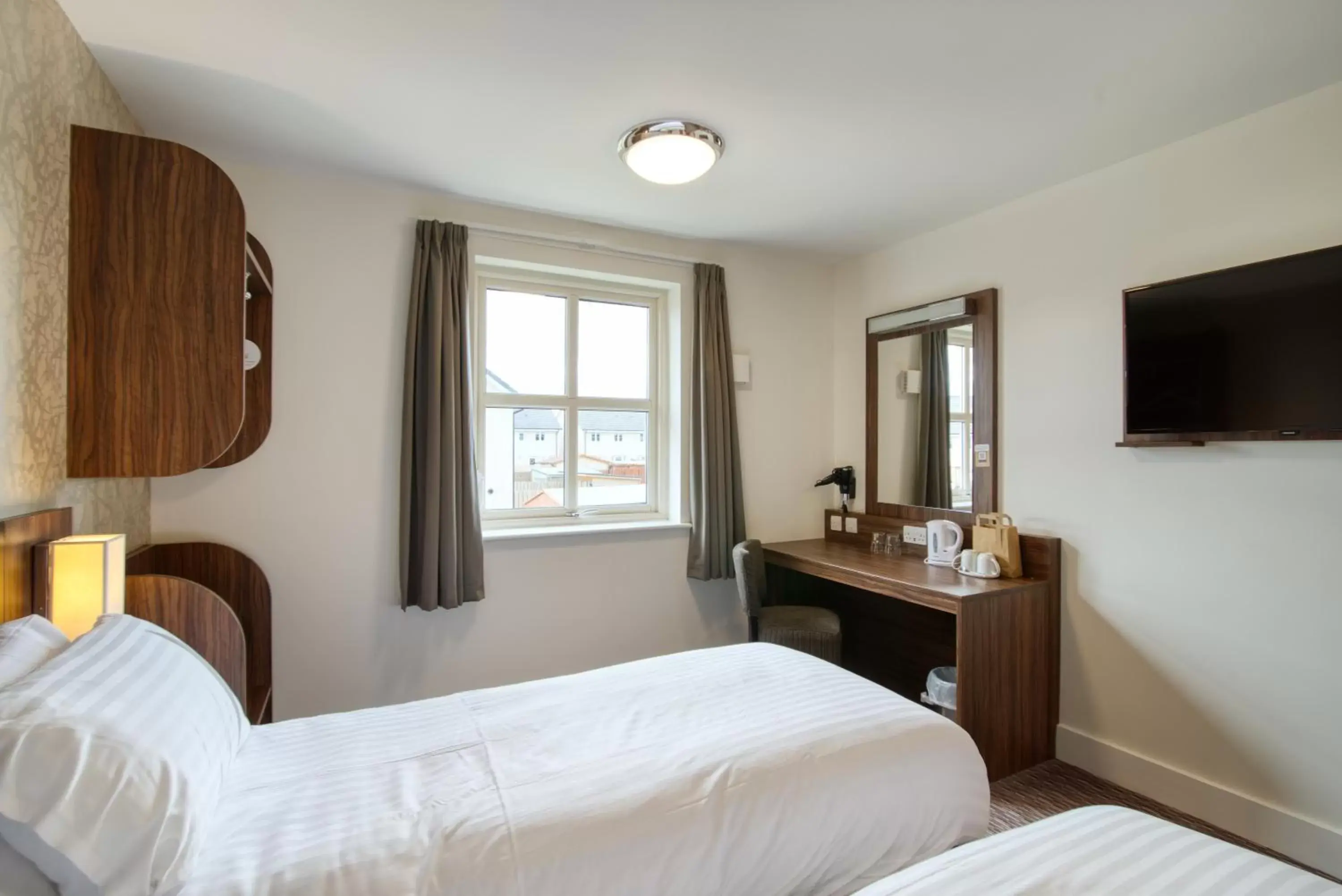 Bedroom, TV/Entertainment Center in Highland Gate, Stirling by Marston's Inns