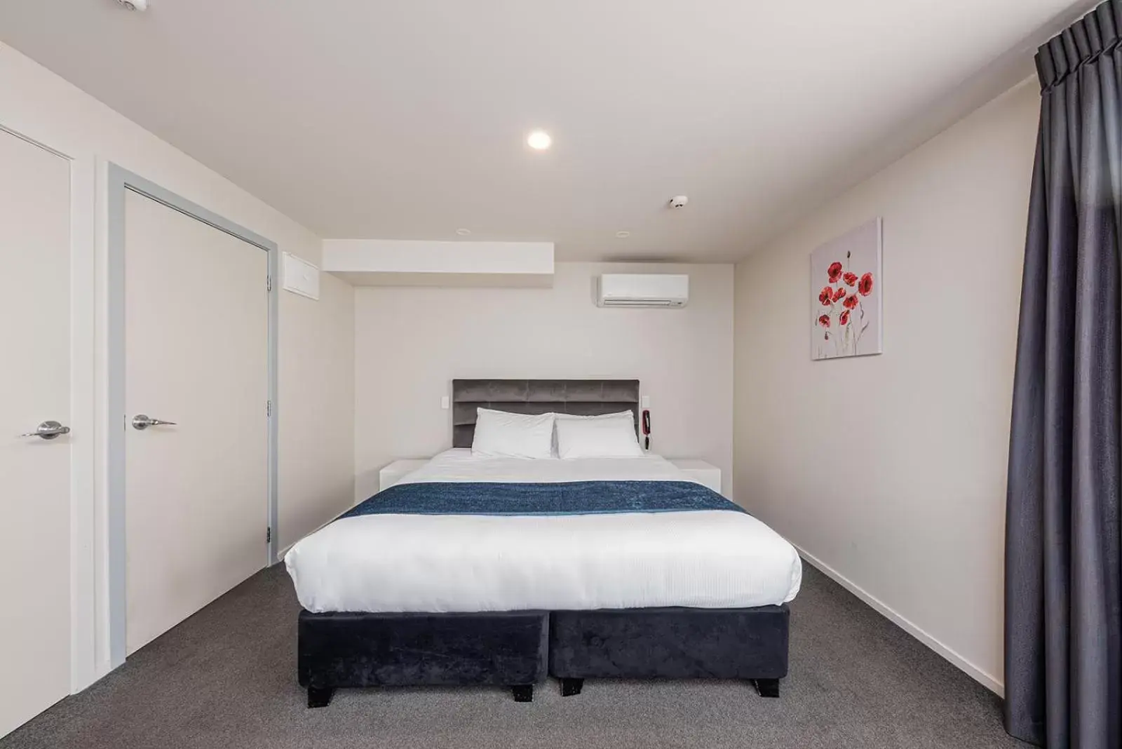 Photo of the whole room, Bed in 311 Motel Riccarton