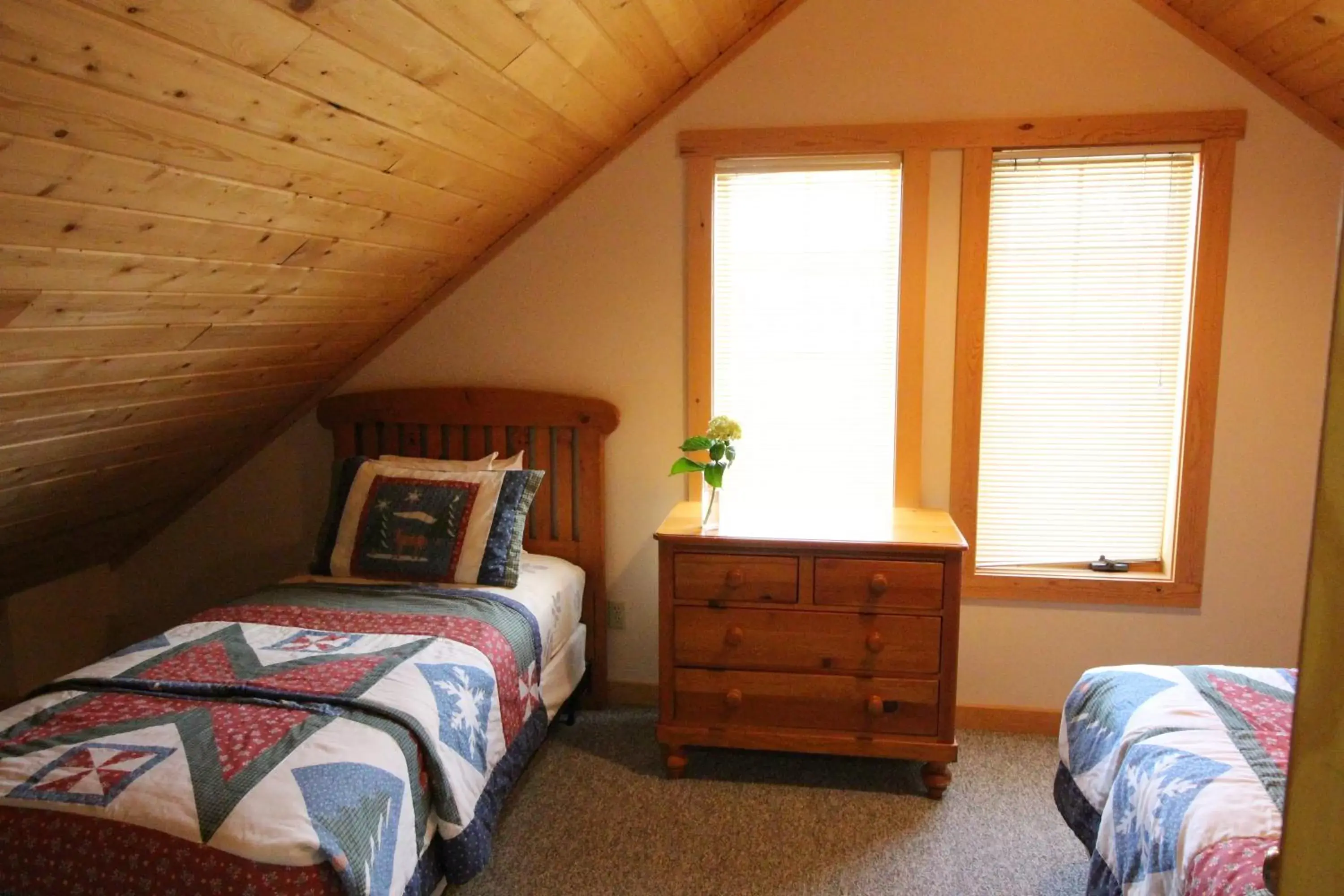 Photo of the whole room, Bed in River's Edge Resort