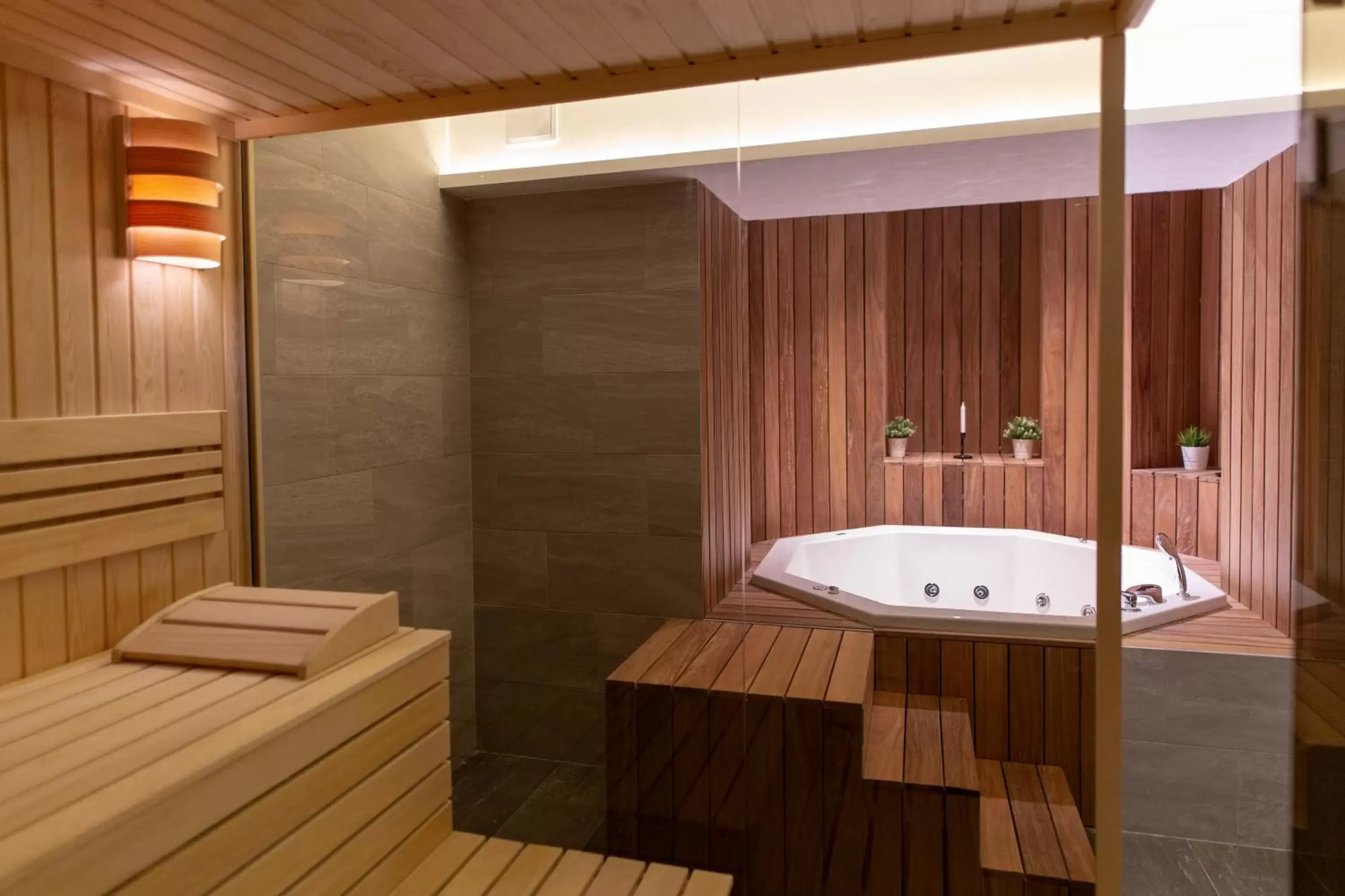 Spa and wellness centre/facilities in Public House Hotel