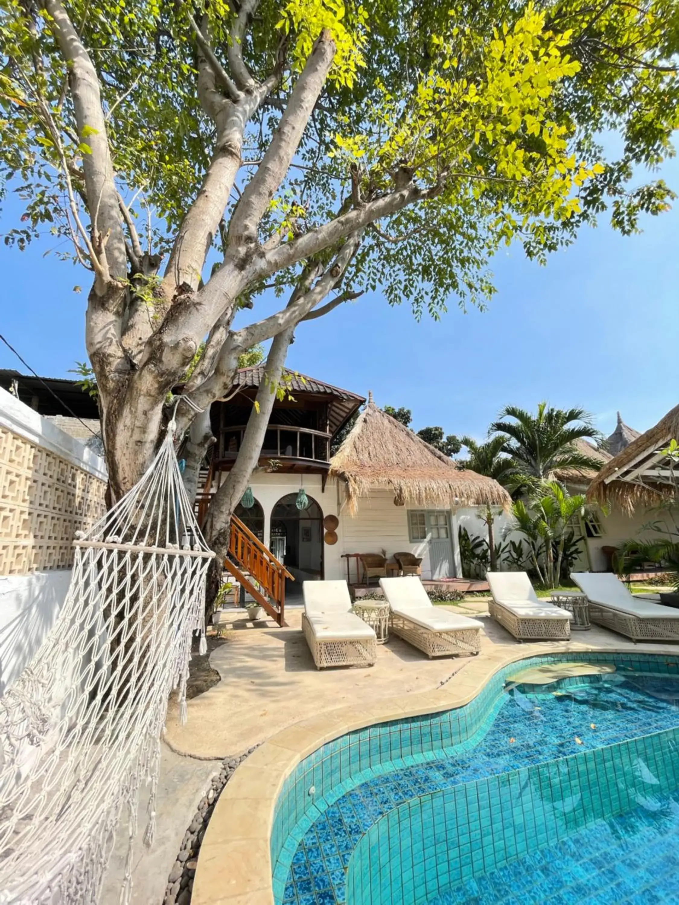 Property building, Swimming Pool in Gili Breeze Tropical Bungalows