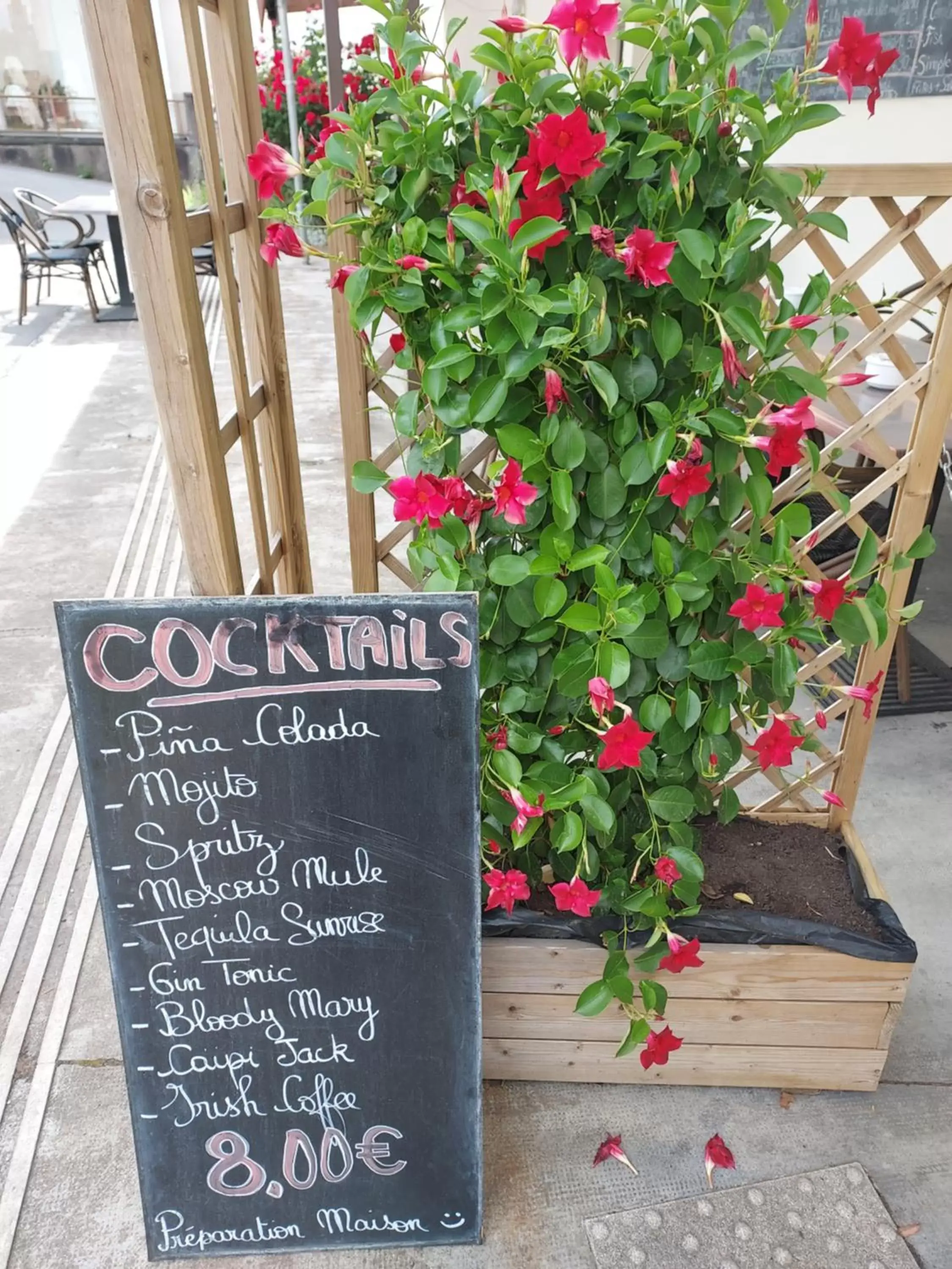 Alcoholic drinks in Hôtel le Comtois