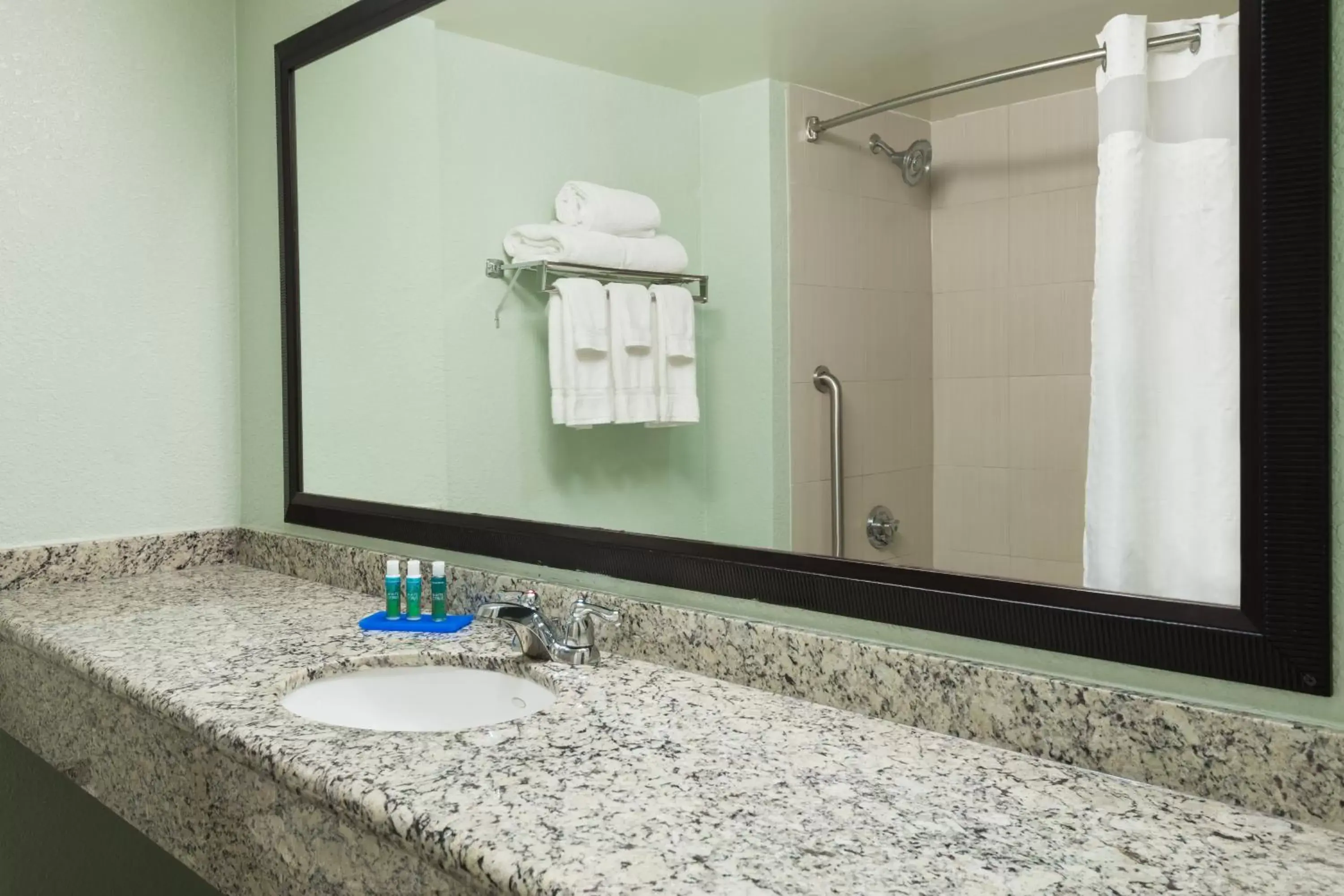 Bathroom in Holiday Inn Express Hotel & Suites Ft. Lauderdale-Plantation, an IHG Hotel