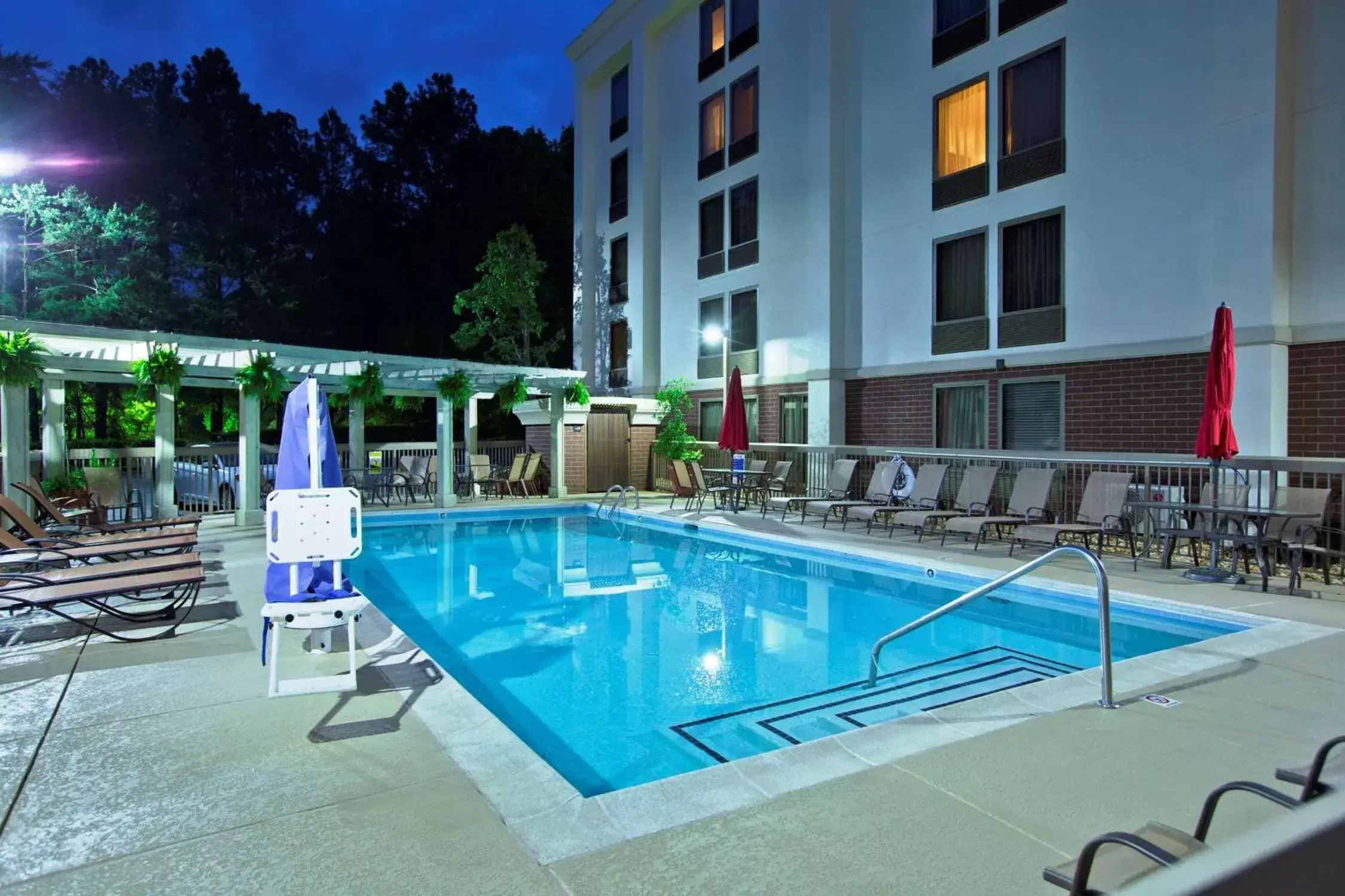 Pool view, Swimming Pool in Hampton Inn Atlanta-Northlake