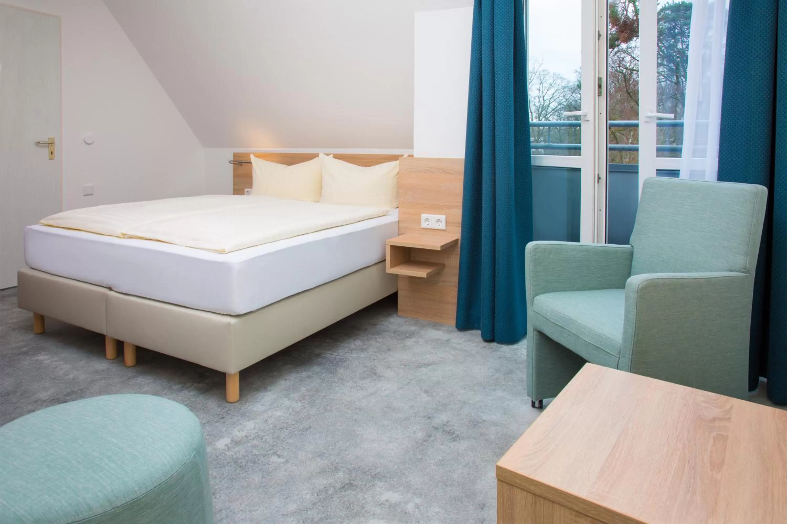 Photo of the whole room, Bed in Parkhotel Lippstadt