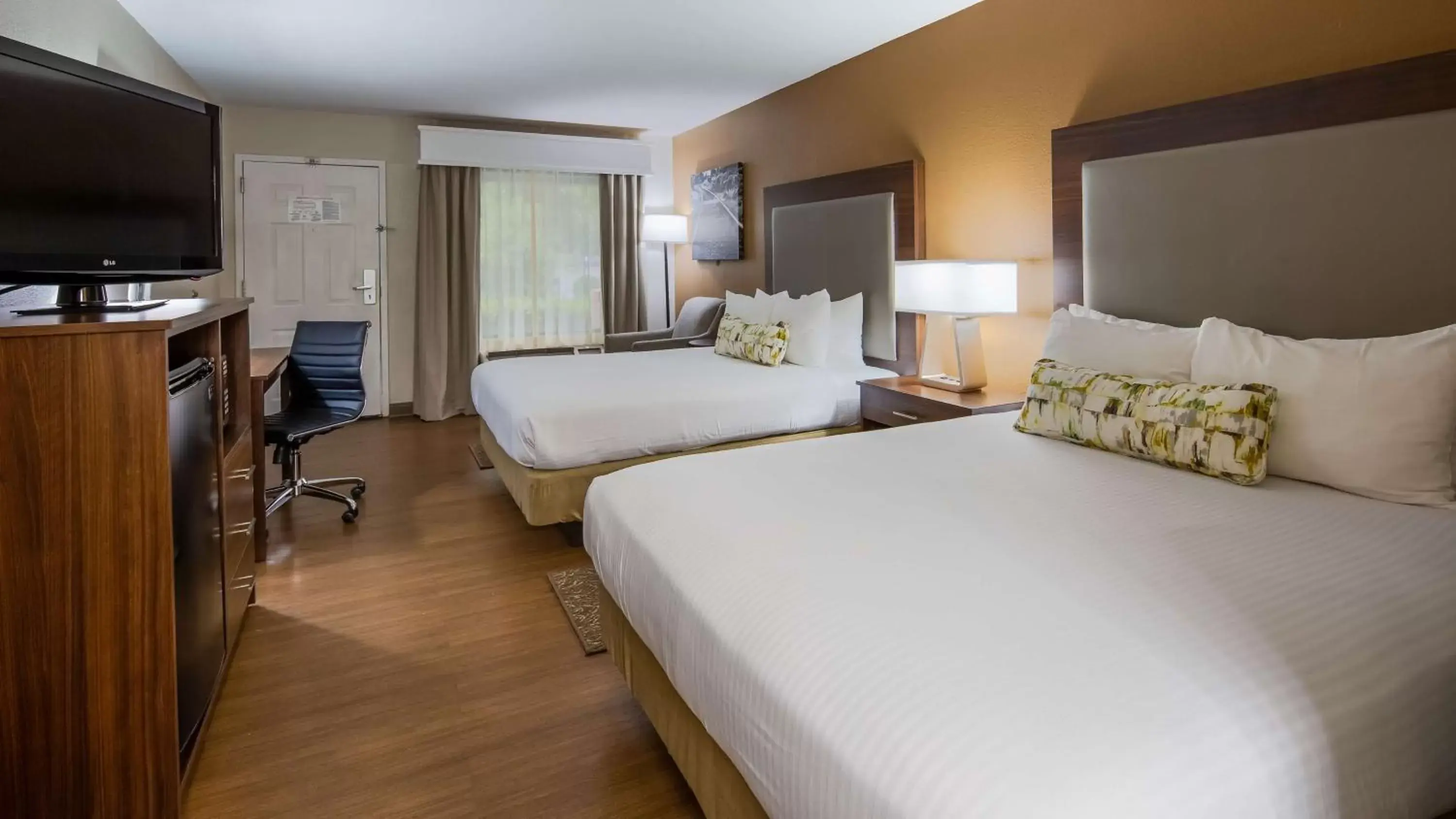 Photo of the whole room, Bed in Best Western Shenandoah Inn Photo of the whole room, Bed in Best Western Shenandoah Inn