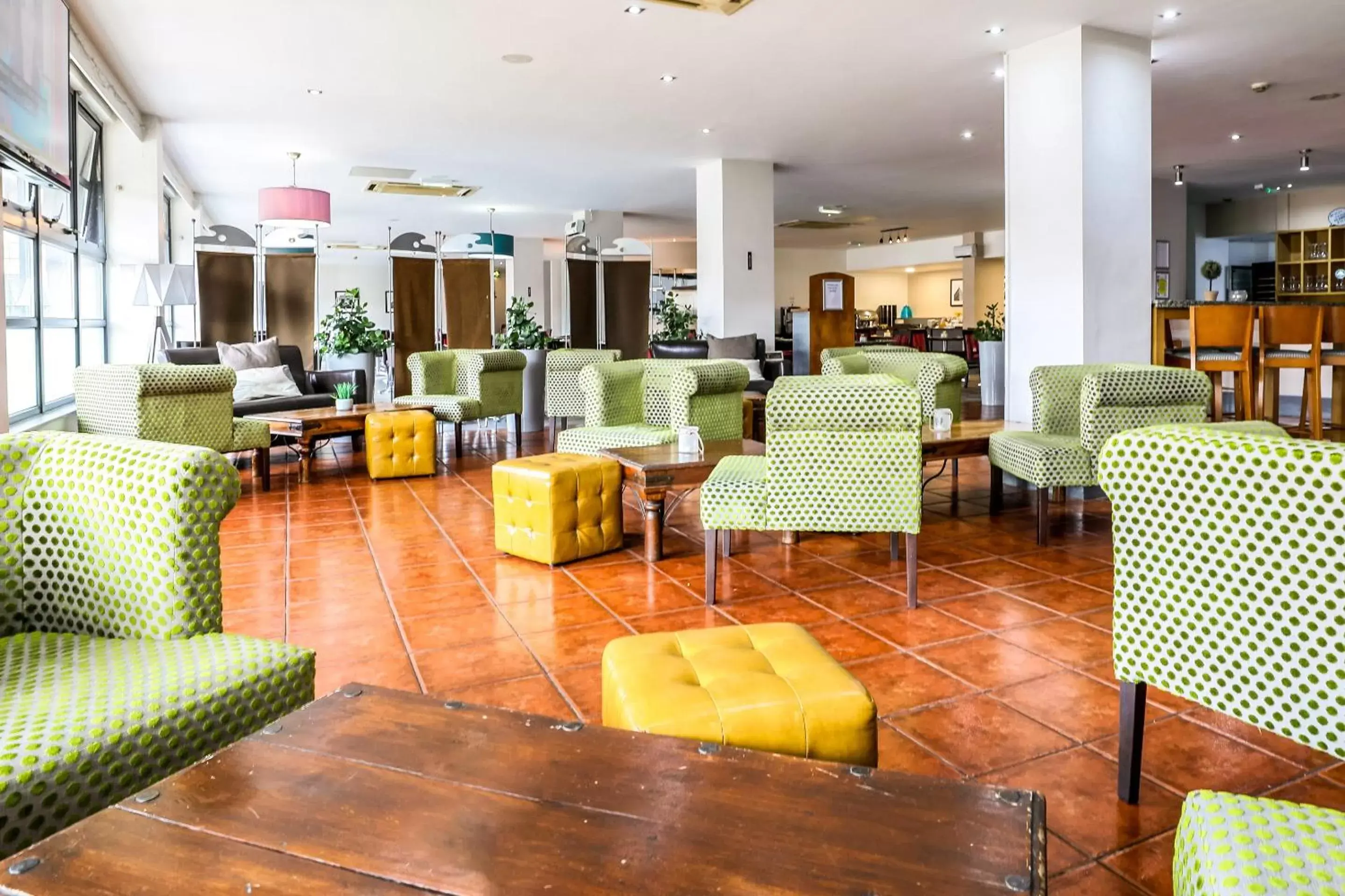 Lobby or reception, Lounge/Bar in OYO Flagship Sheffield City Centre