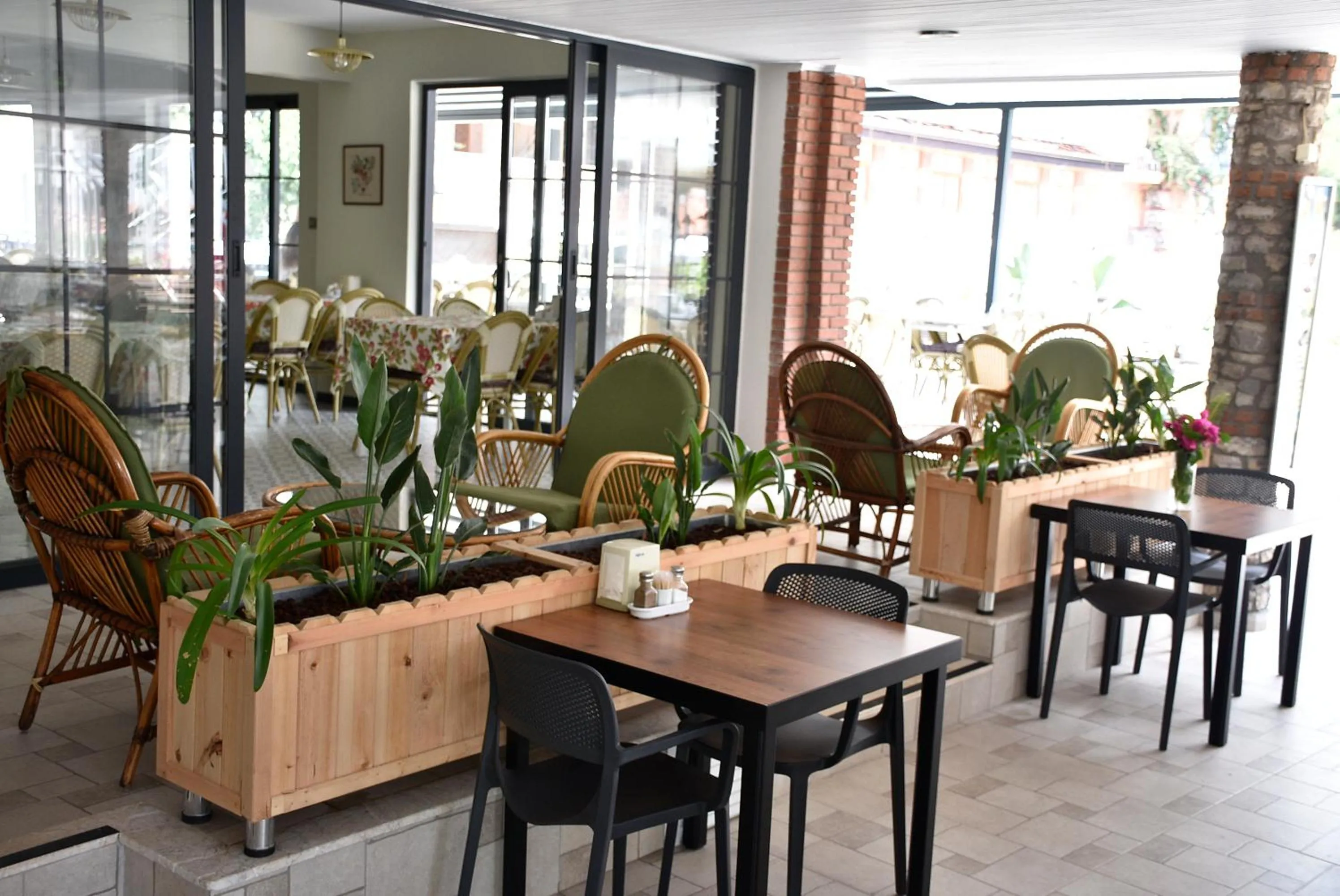 Lounge or bar in Magic Tulip Hotel