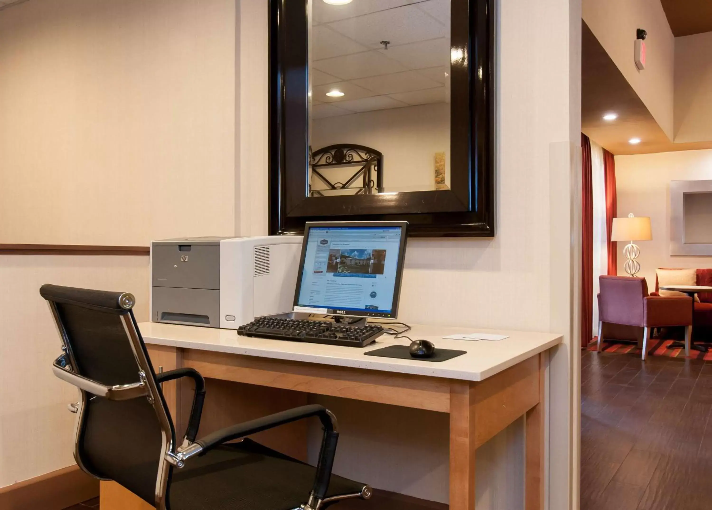 Business facilities in Hampton Inn Brevard