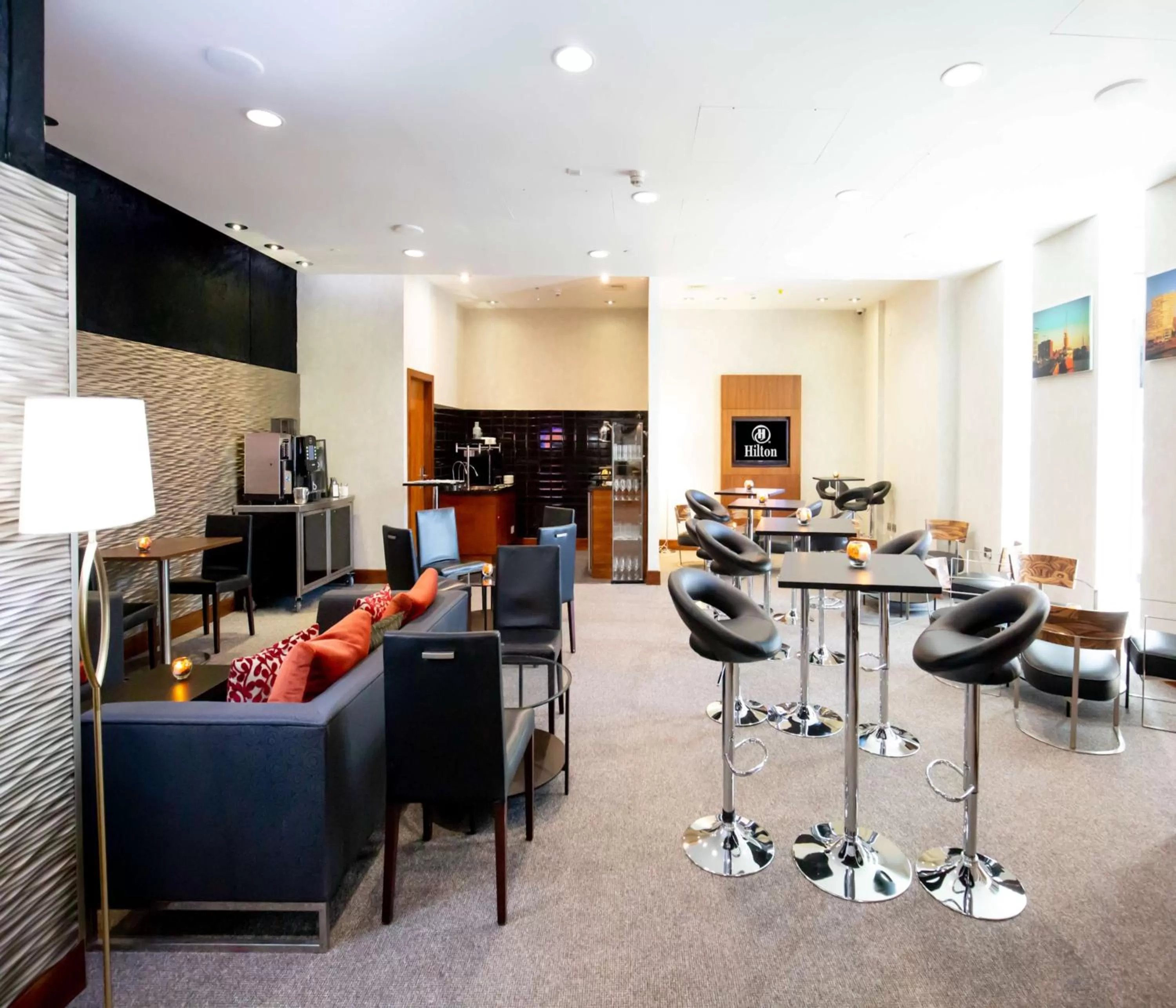 Property building in Hilton Liverpool City Centre