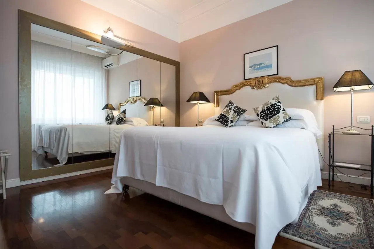 Double Room with Sea View (Single use) in Grand Hotel Passetto