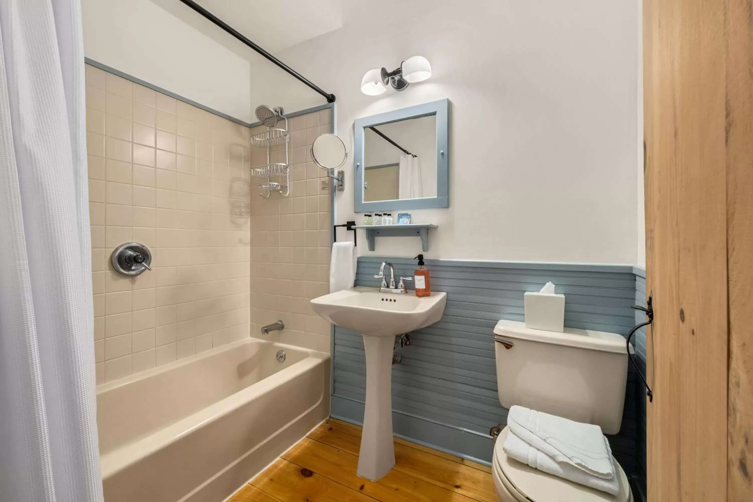 Bathroom in Inn at Silver Maple Farm