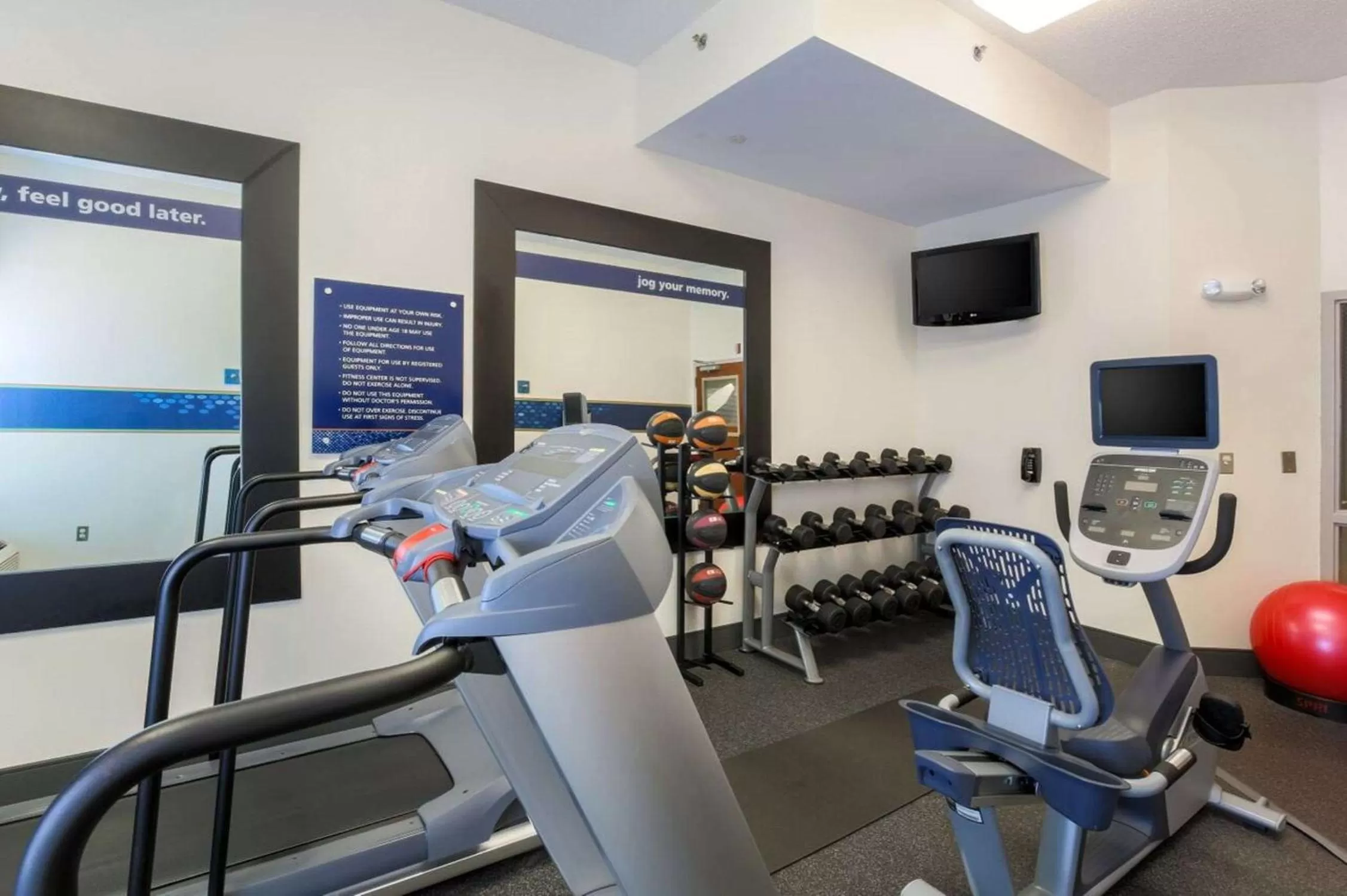 Fitness centre/facilities in Hampton Inn Memphis-Southwind