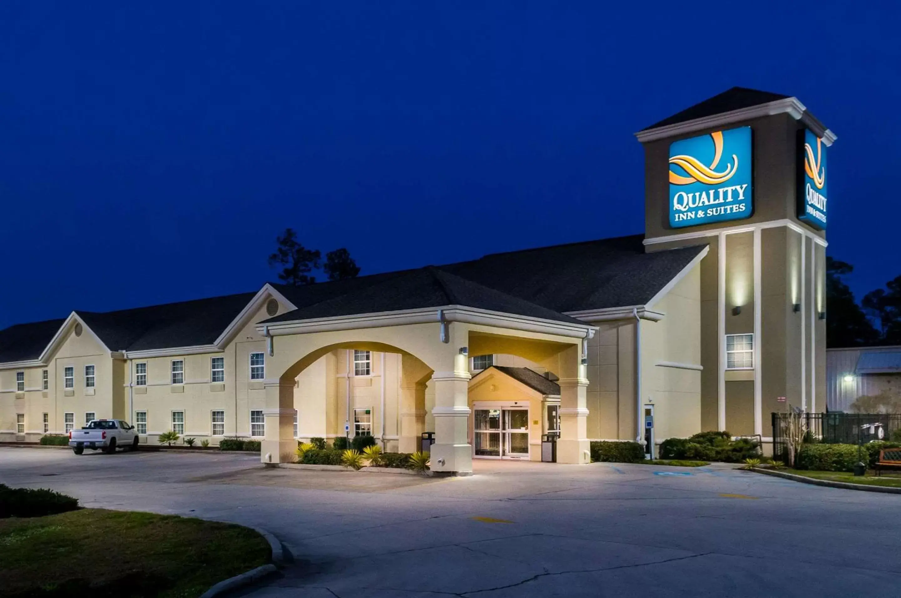 Other, Property Building in Quality Inn & Suites Slidell