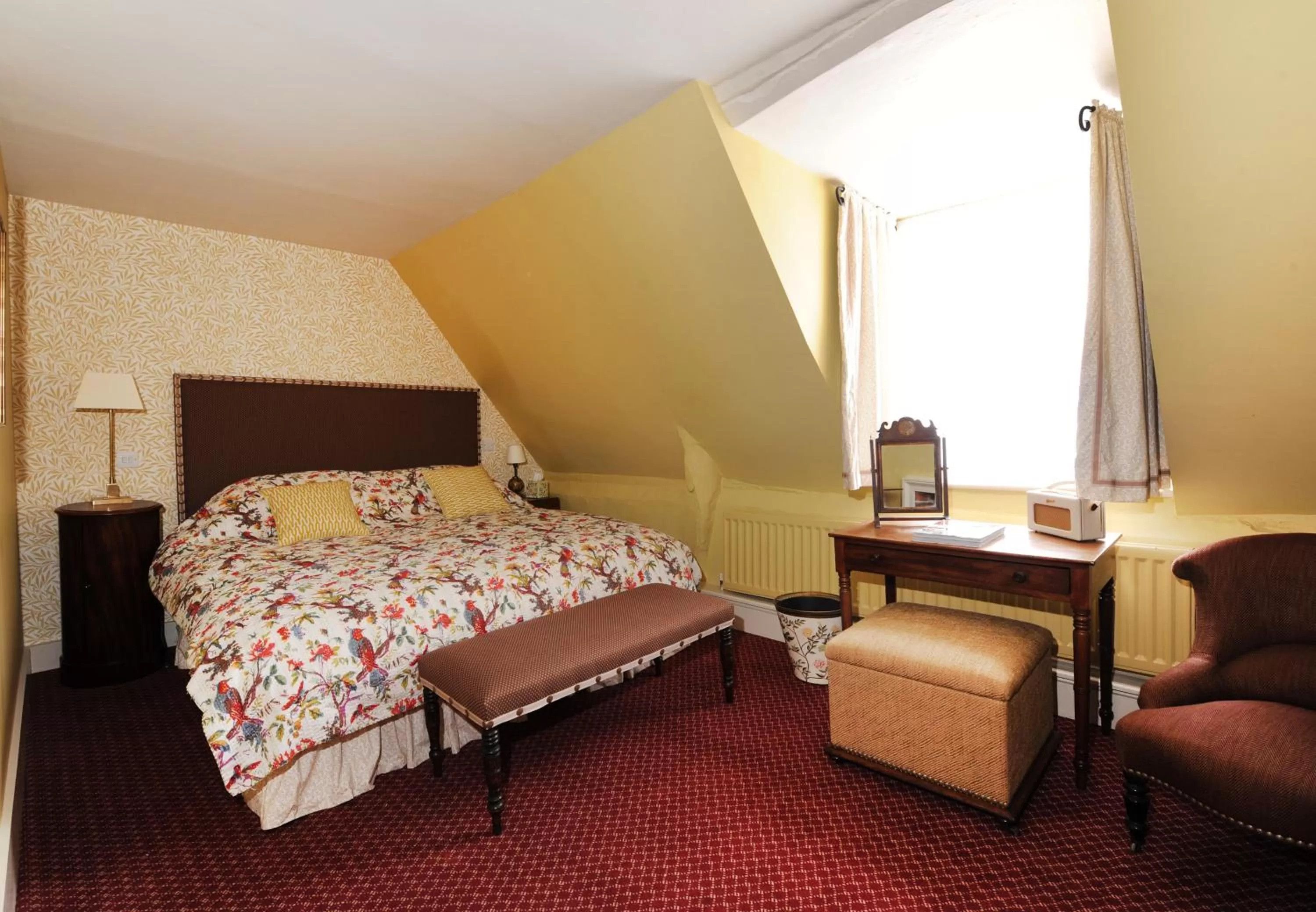 Day, Bed in The Stag and Huntsman at Hambleden