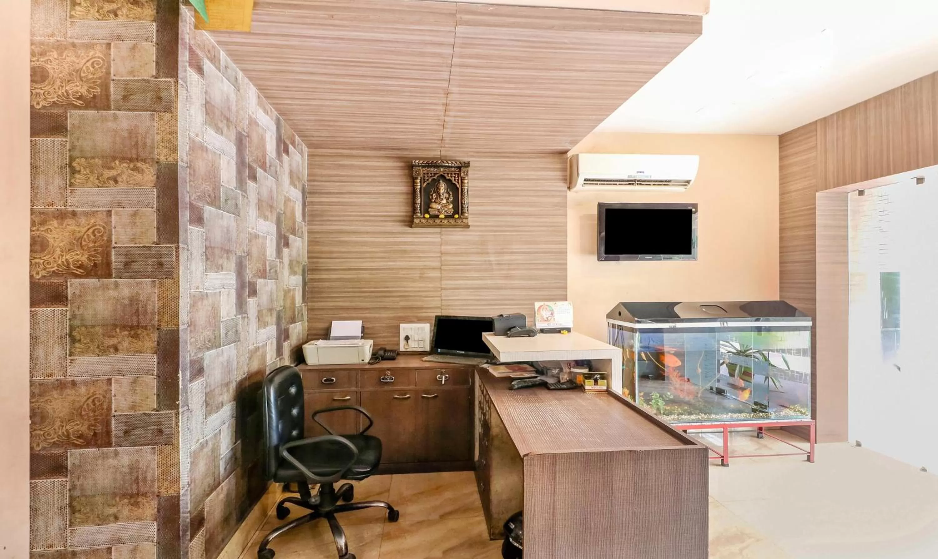 Lobby or reception in Treebo Concerto Residentia