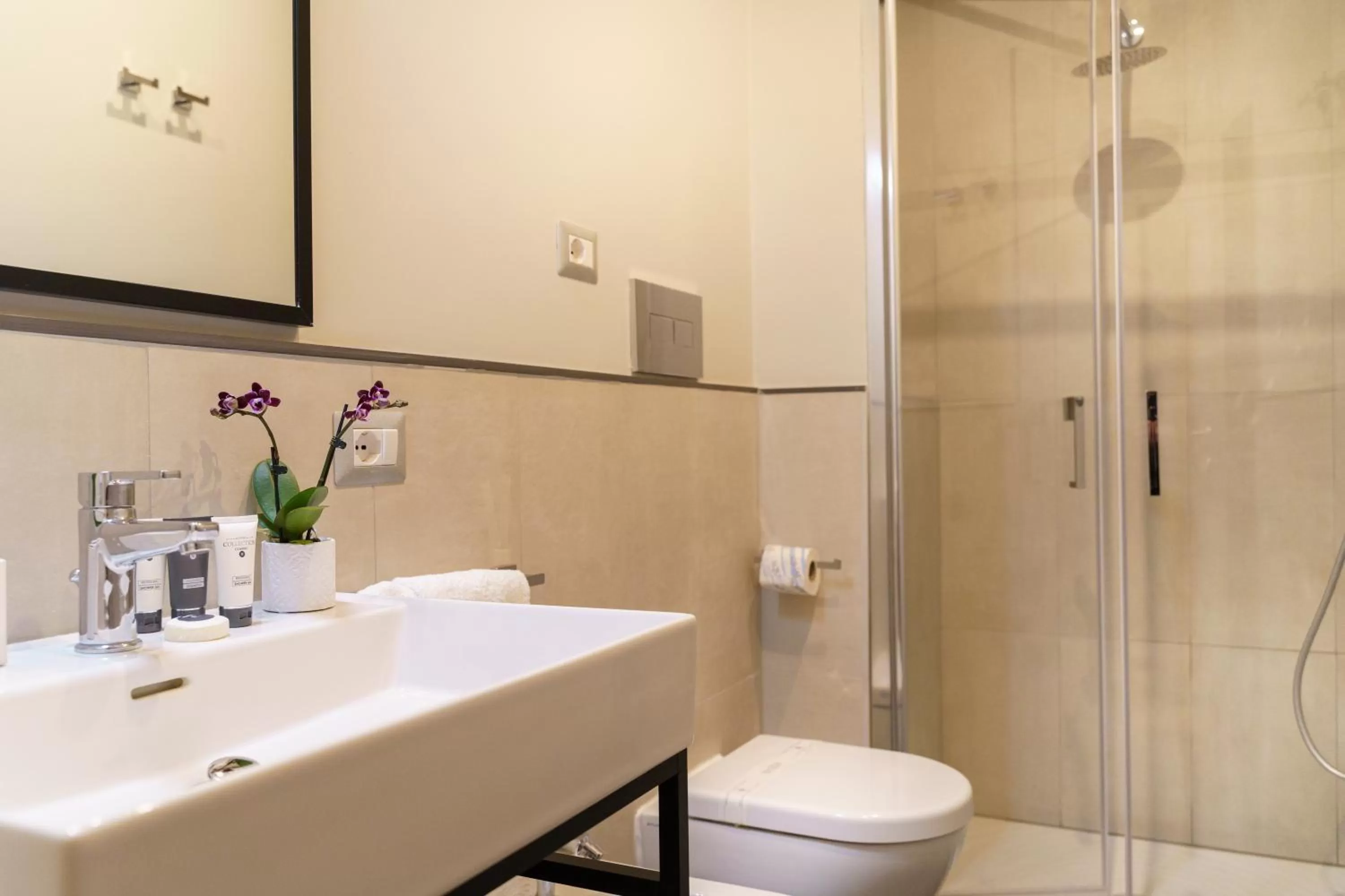 Bathroom in The Cross Hotel