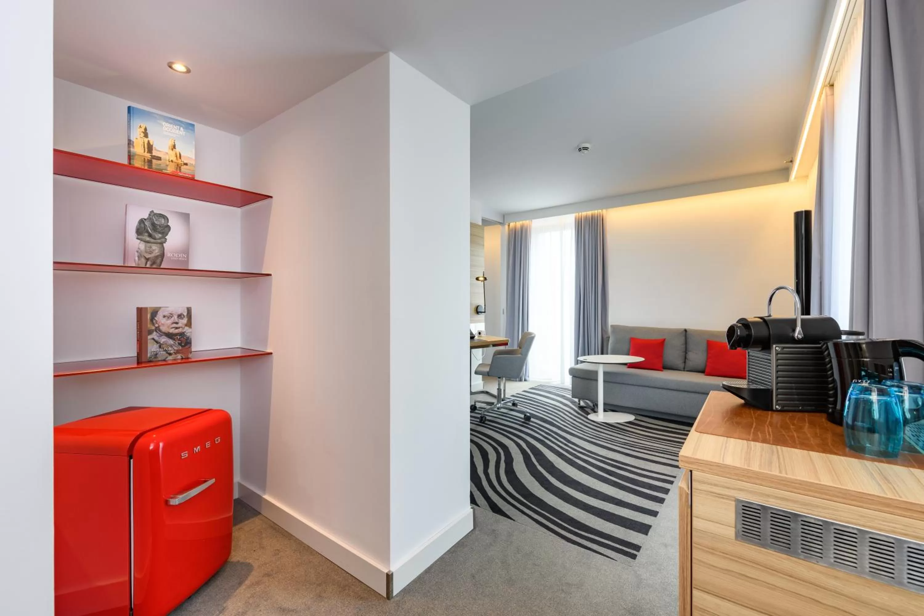 Photo of the whole room in Novotel Wien Hauptbahnhof