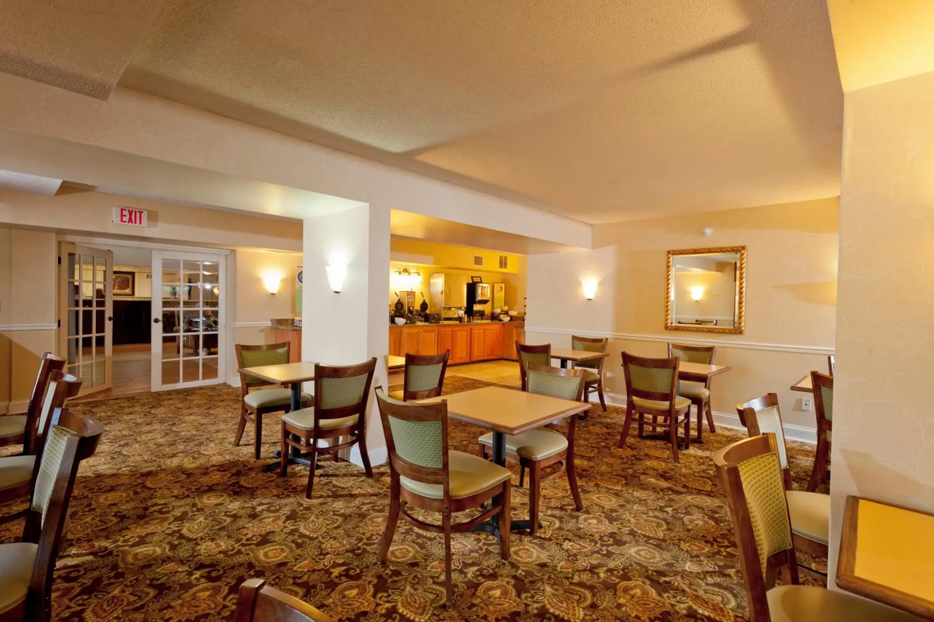 Food and drinks, Restaurant/Places to Eat in Country Inn & Suites by Radisson, Atlanta Airport South, GA