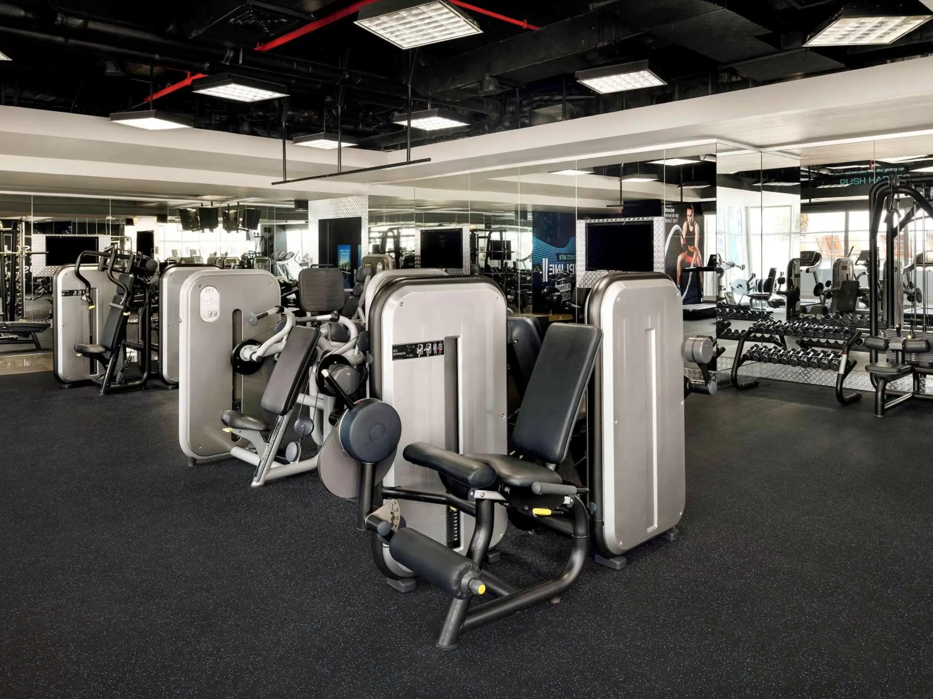 Spa and wellness centre/facilities, Fitness Center/Facilities in Mövenpick Hotel Jumeirah Lakes Towers Dubai