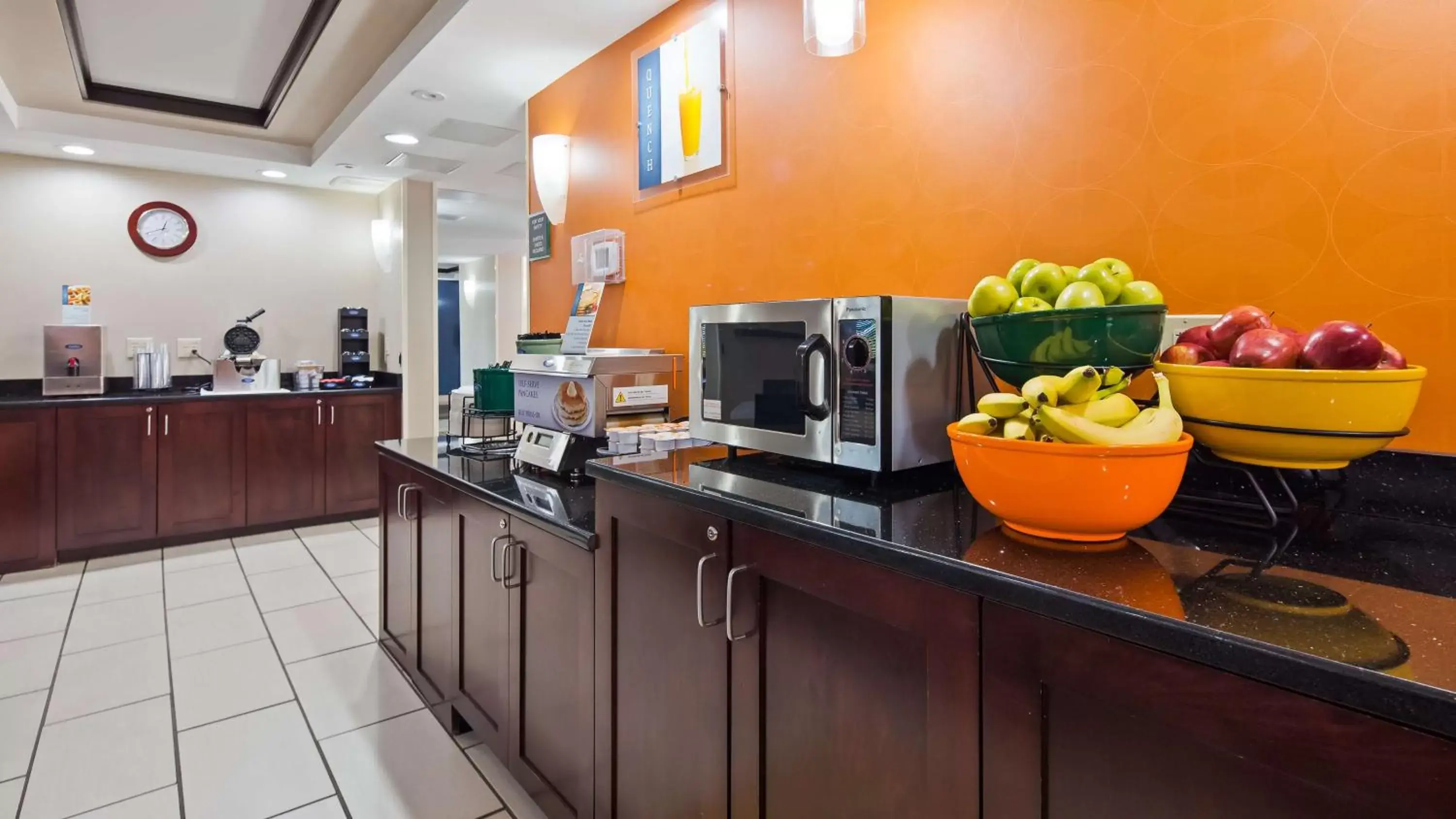 Restaurant/places to eat in Best Western Plus Keene Hotel