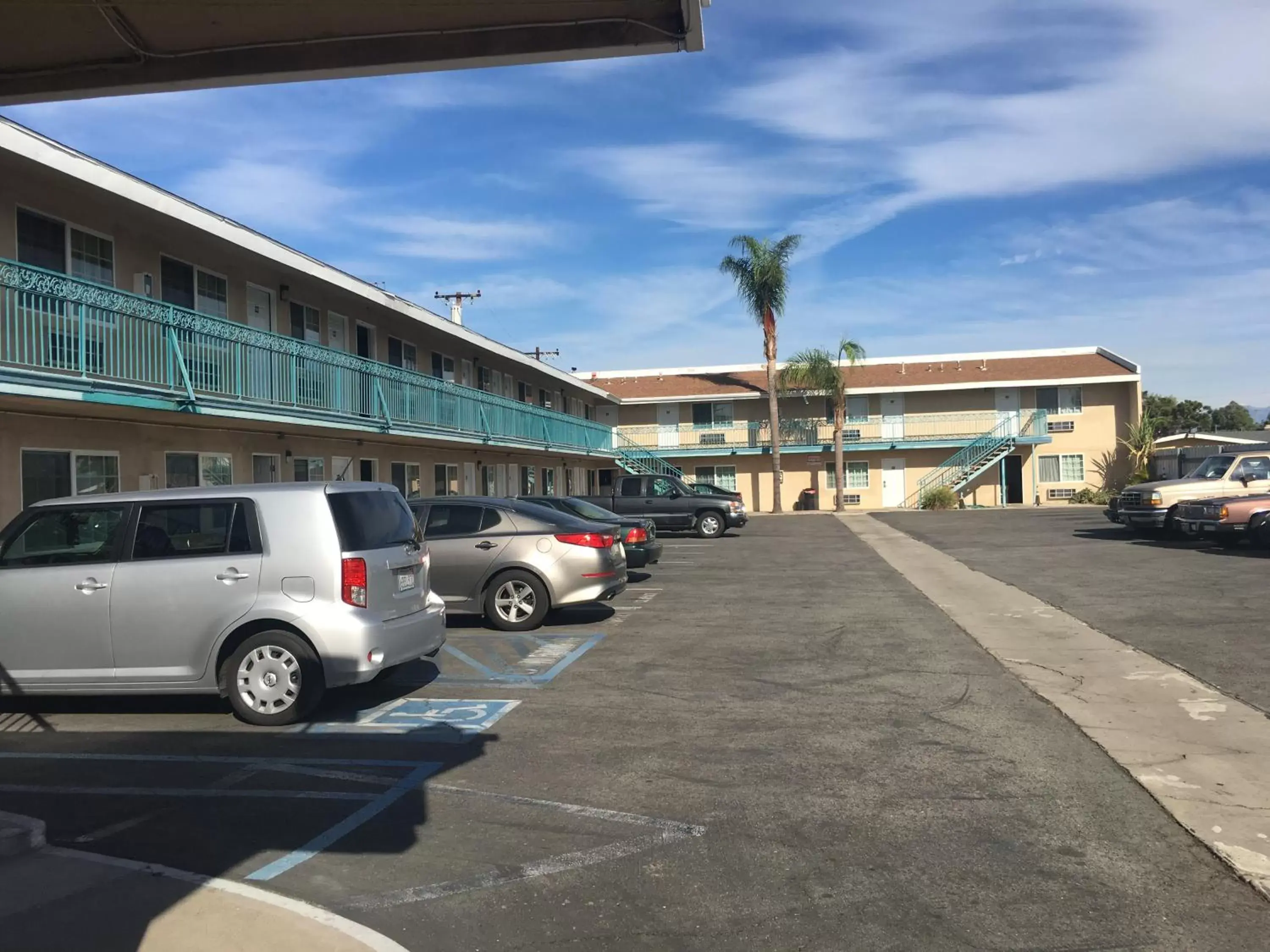 Property Building in Castaway Motel