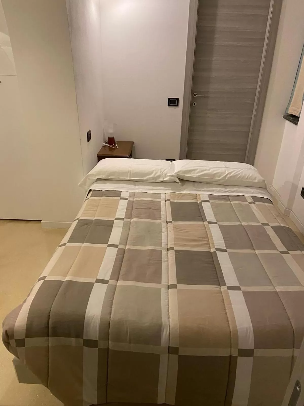 Bed in Macloud pub B&B