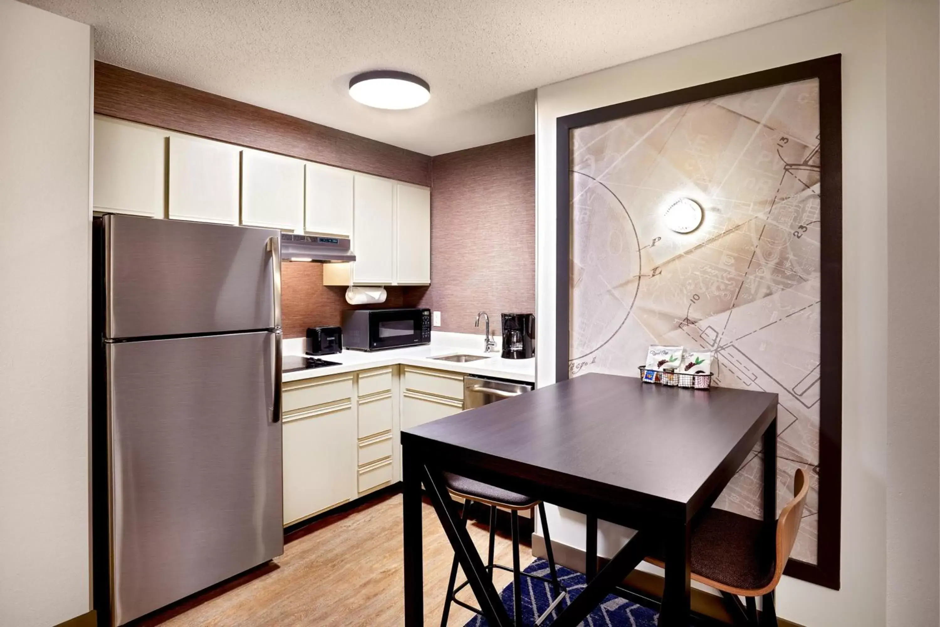 Kitchen or kitchenette, Kitchen/Kitchenette in Residence Inn by Marriott Boston Cambridge