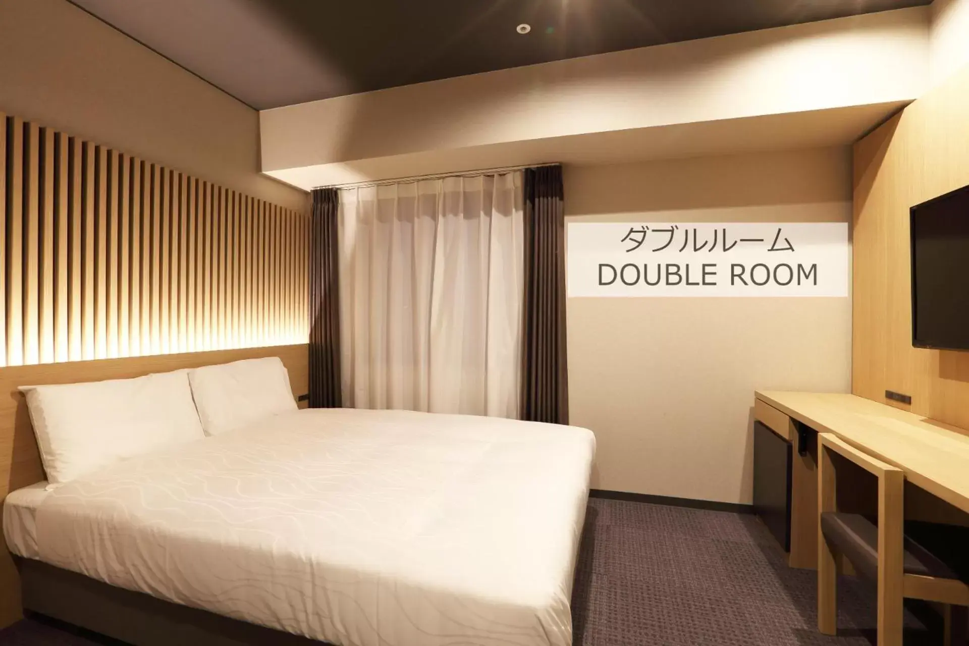 Photo of the whole room, Bed in Henn na Hotel Kanazawa Korimbo