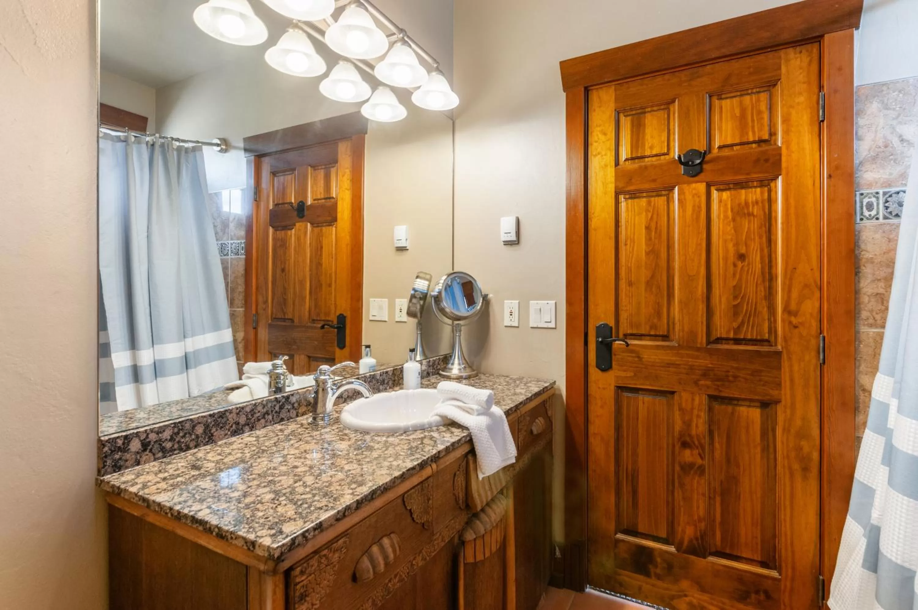 Bathroom in Casa Grande Inn & Suites