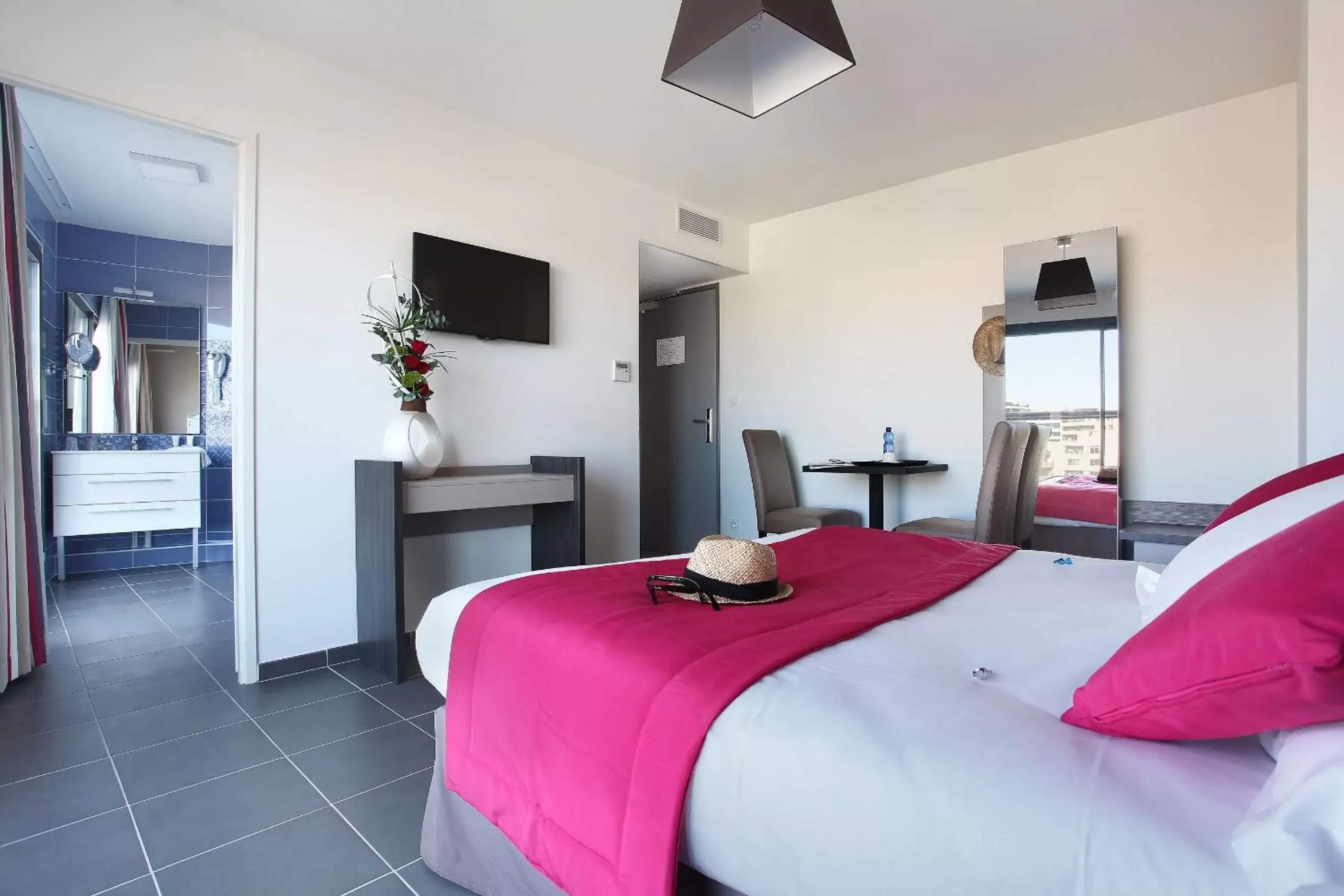 Bedroom in Odalys City Marseille Prado Castellane