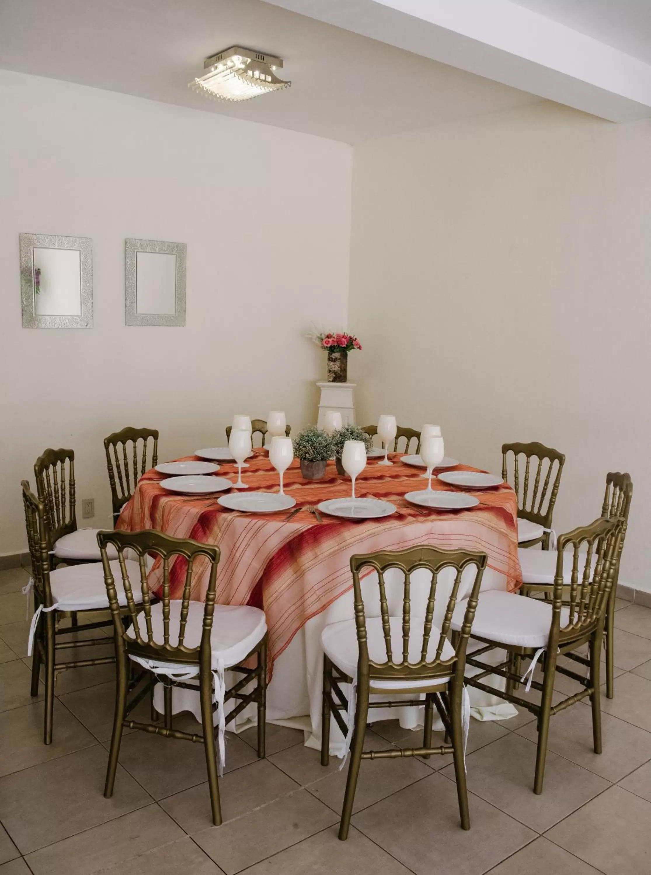 Banquet/Function facilities in Hotel San Miguel, en el Centro - Desayuno Incluido