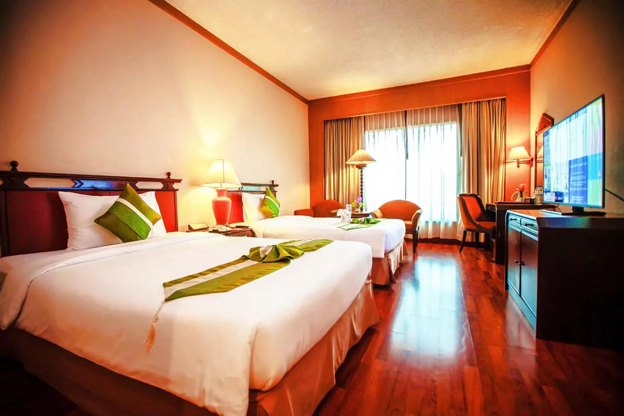 Bed in Chiangmai Grandview Hotel & Convention Center - SHA Extra Plus