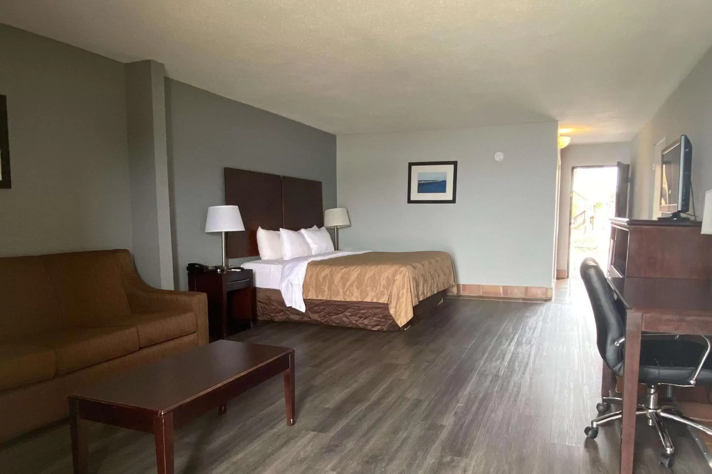 Photo of the whole room in Quality Inn & Suites on the Bay near Pensacola Beach