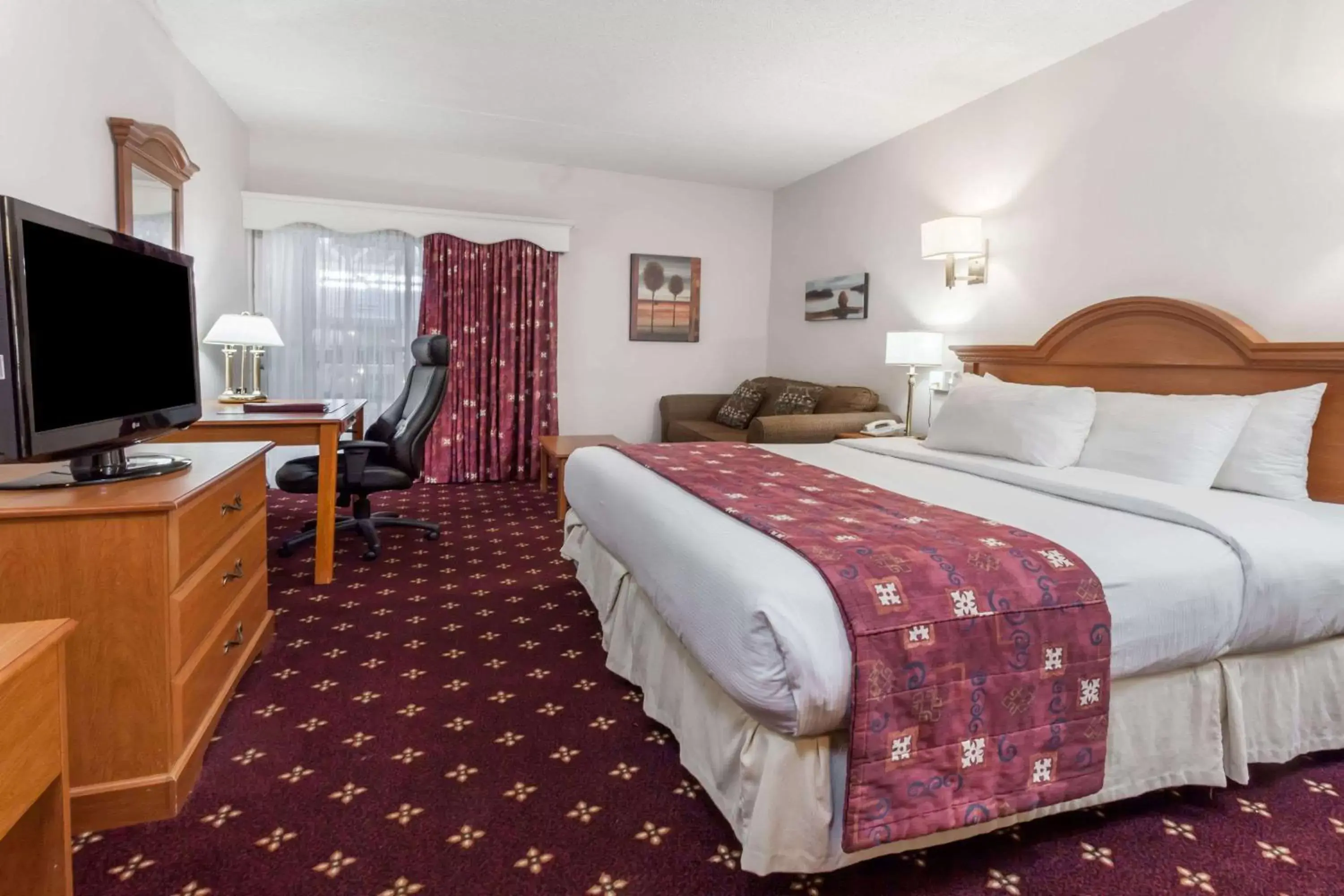 Photo of the whole room, Bed in Ramada by Wyndham Fredericton