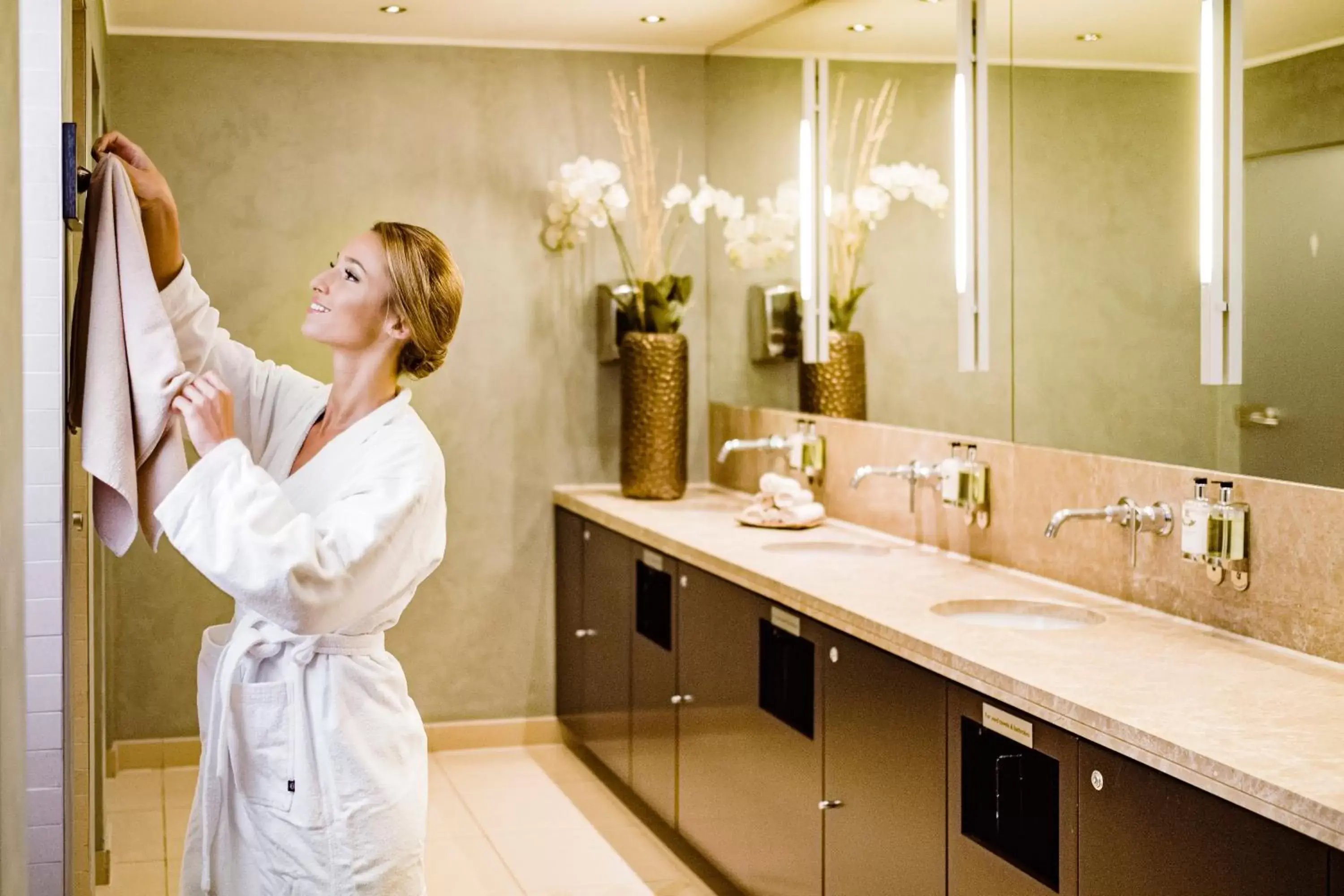 Spa and wellness centre/facilities, Bathroom in InterContinental Budapest, an IHG Hotel