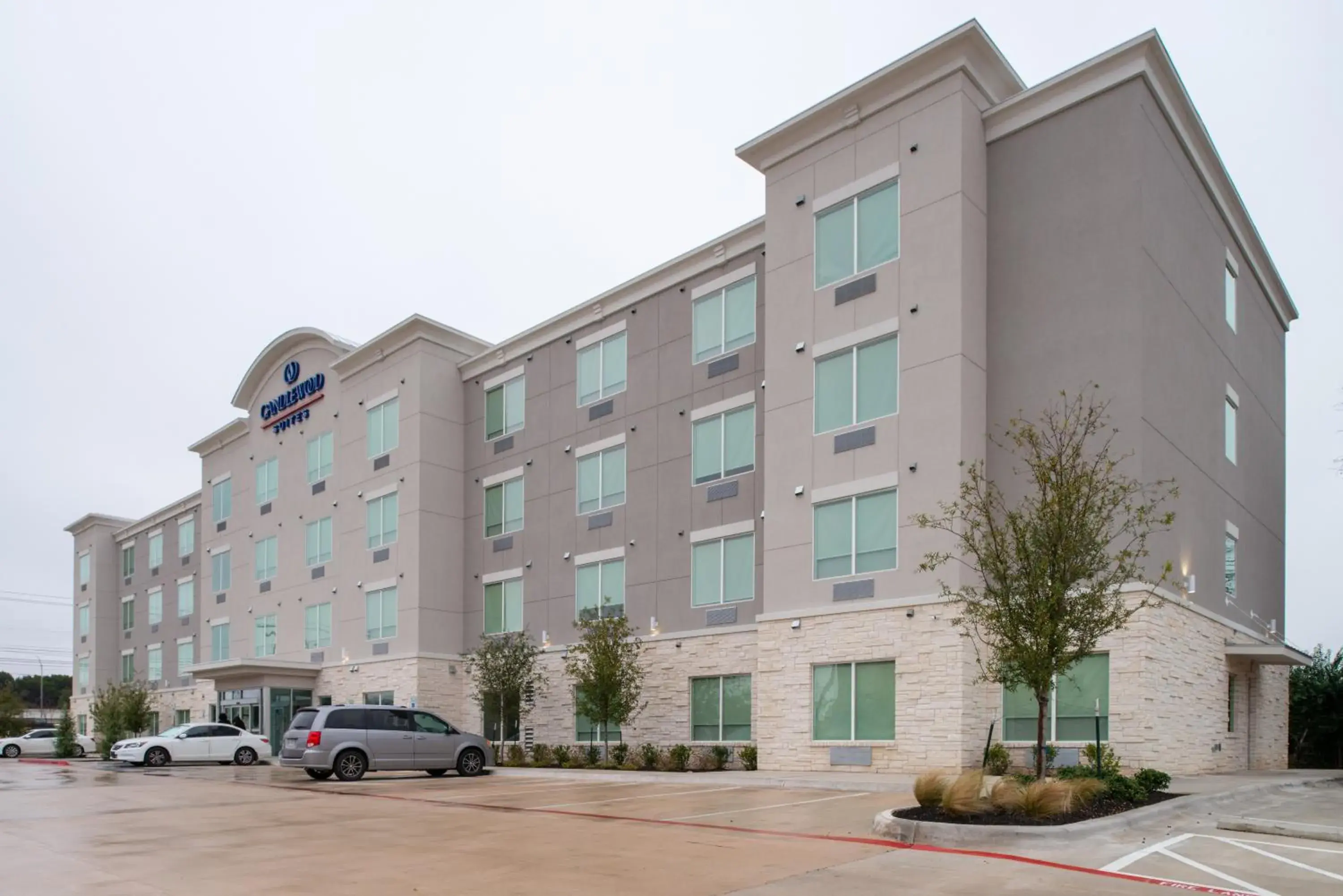 Property Building in Candlewood Suites - Austin Airport, an IHG Hotel