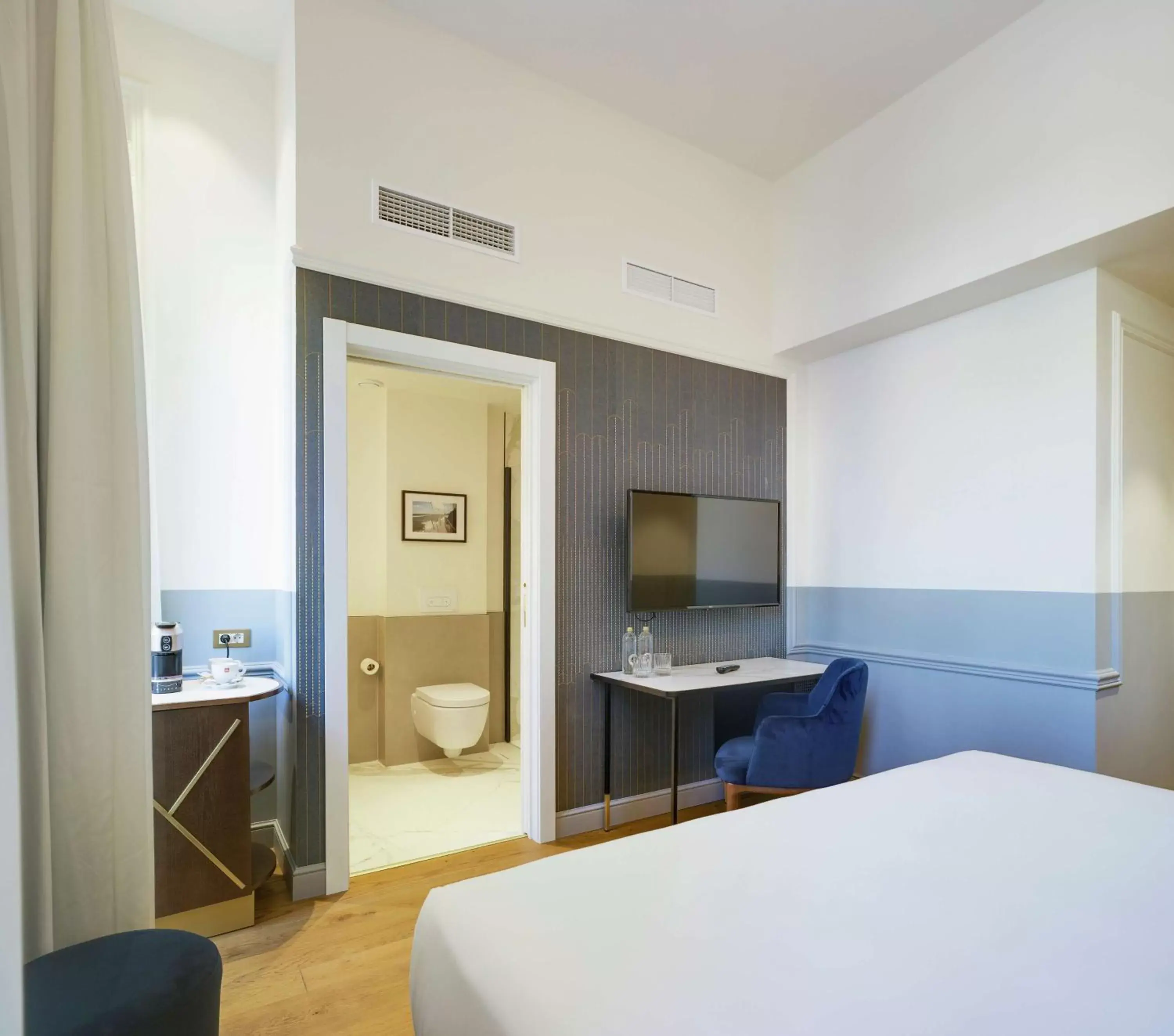 Bedroom, Bed in Casa Alberola Alicante, Curio Collection By Hilton