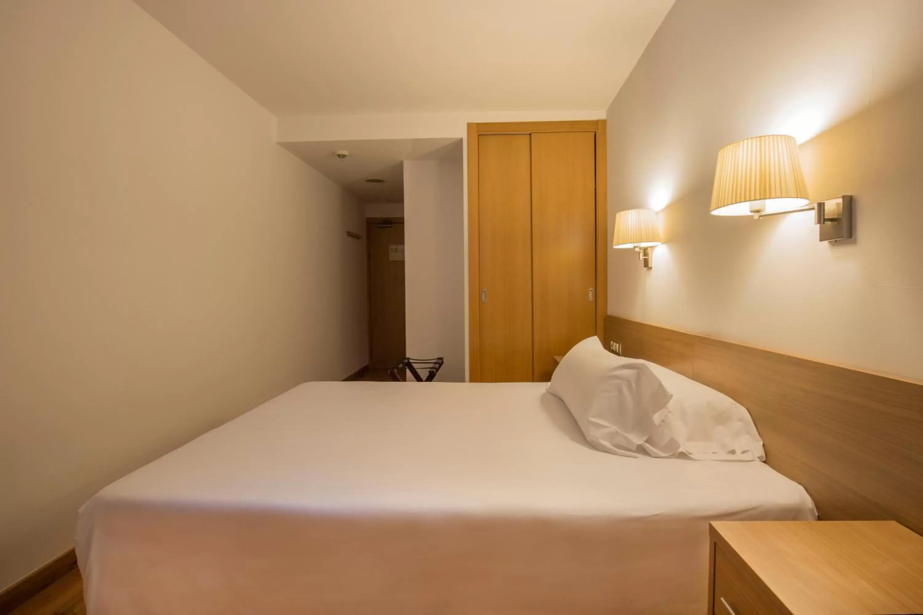 Bed in Hotel Catalunya Ski