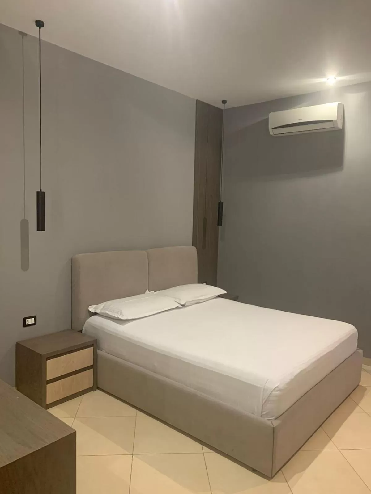 Bed in Hotel Kaloshi