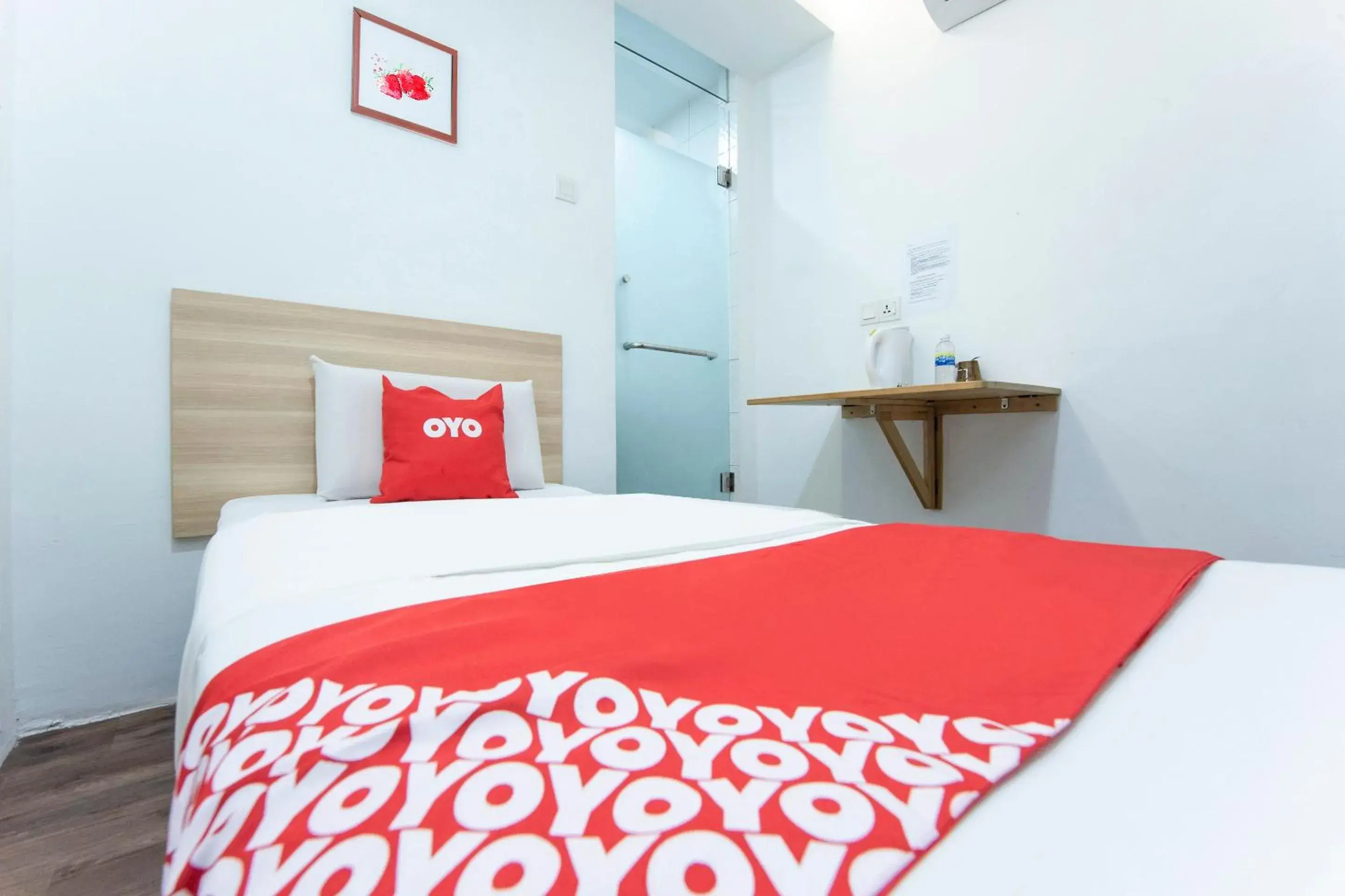Bedroom, Bed in OYO 90403 North City Hotel