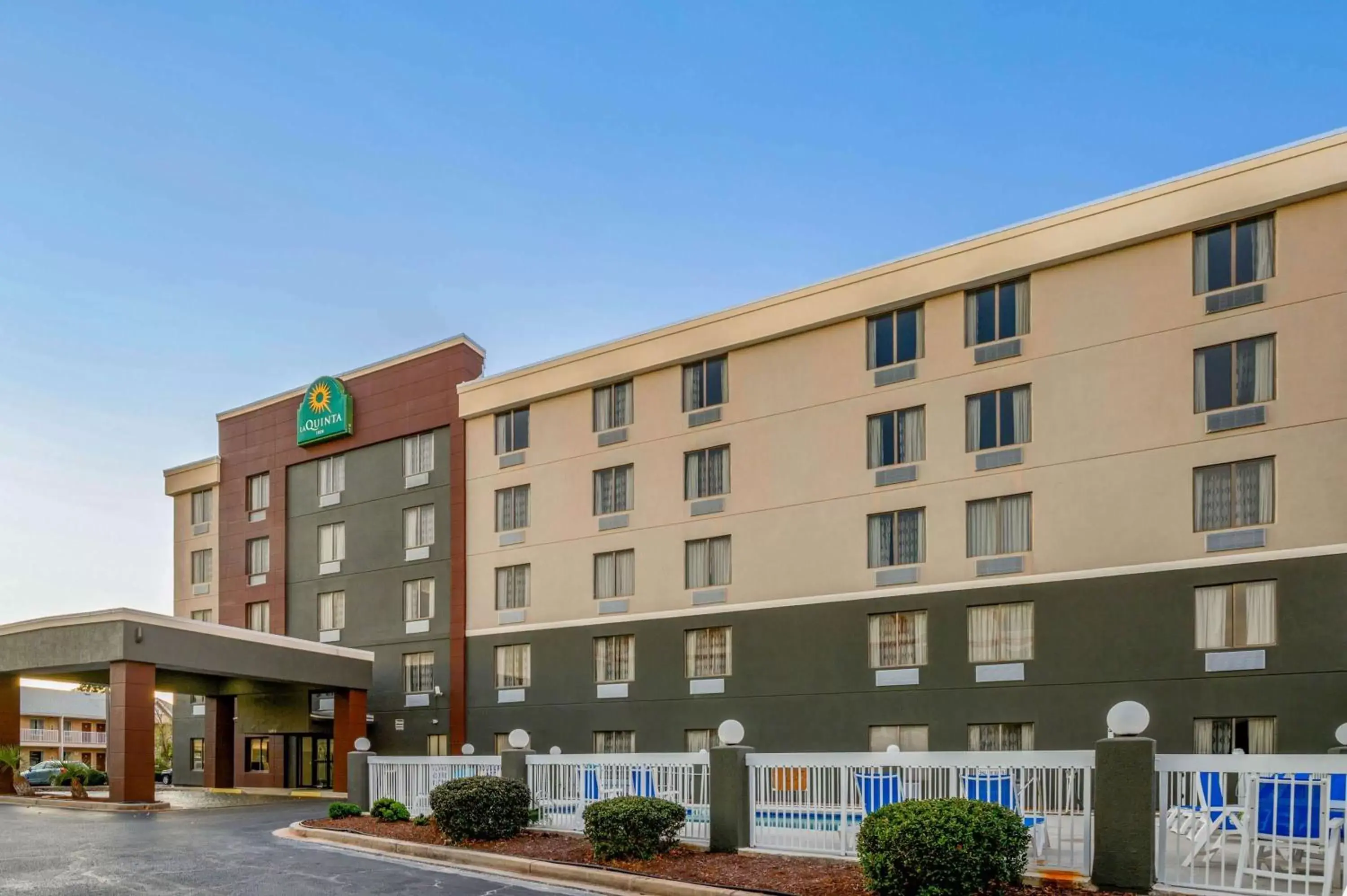 Property Building in La Quinta Inn by Wyndham North Myrtle Beach